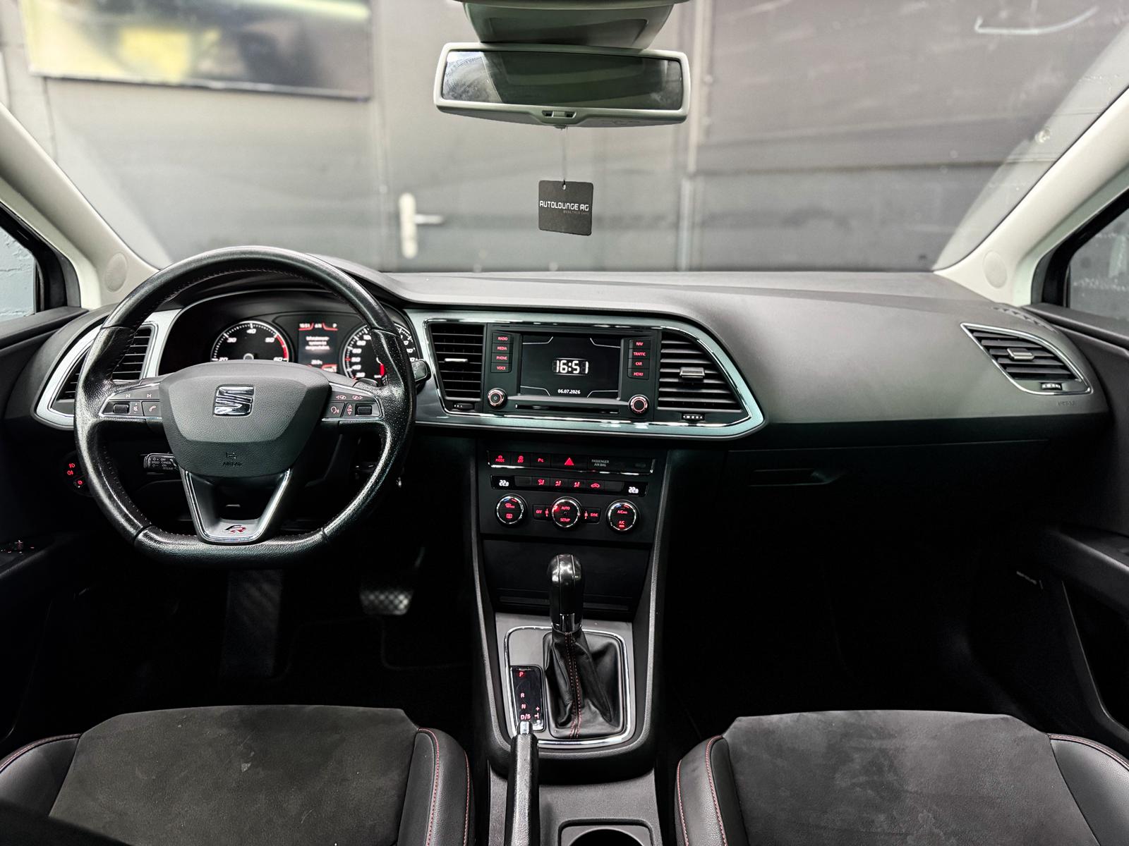 SEAT Leon ST 2.0 TDI FR DSG-image-9