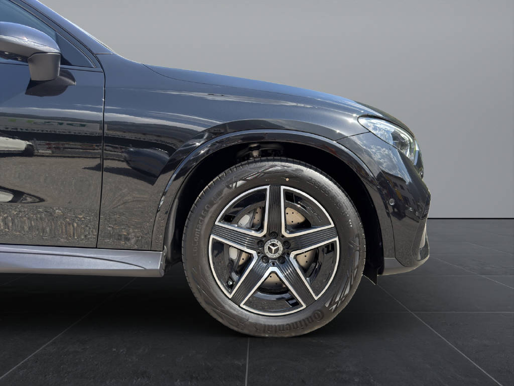 MERCEDES-BENZ GLC 220 d AMG Line 4matic-image-16