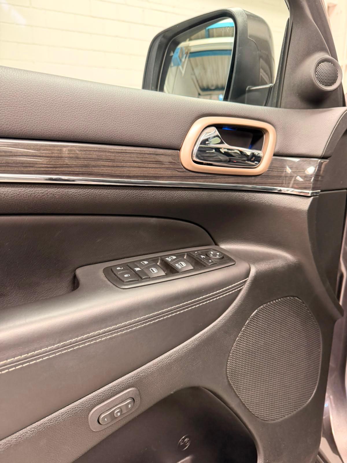 JEEP Grand Cherokee 3.0 CRD Summit Automatic Frisch ab MFK & 2Jahre Garantie-image-17