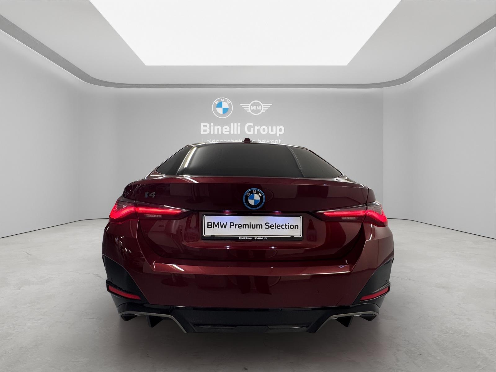 BMW i4 M50-showroom-element-3