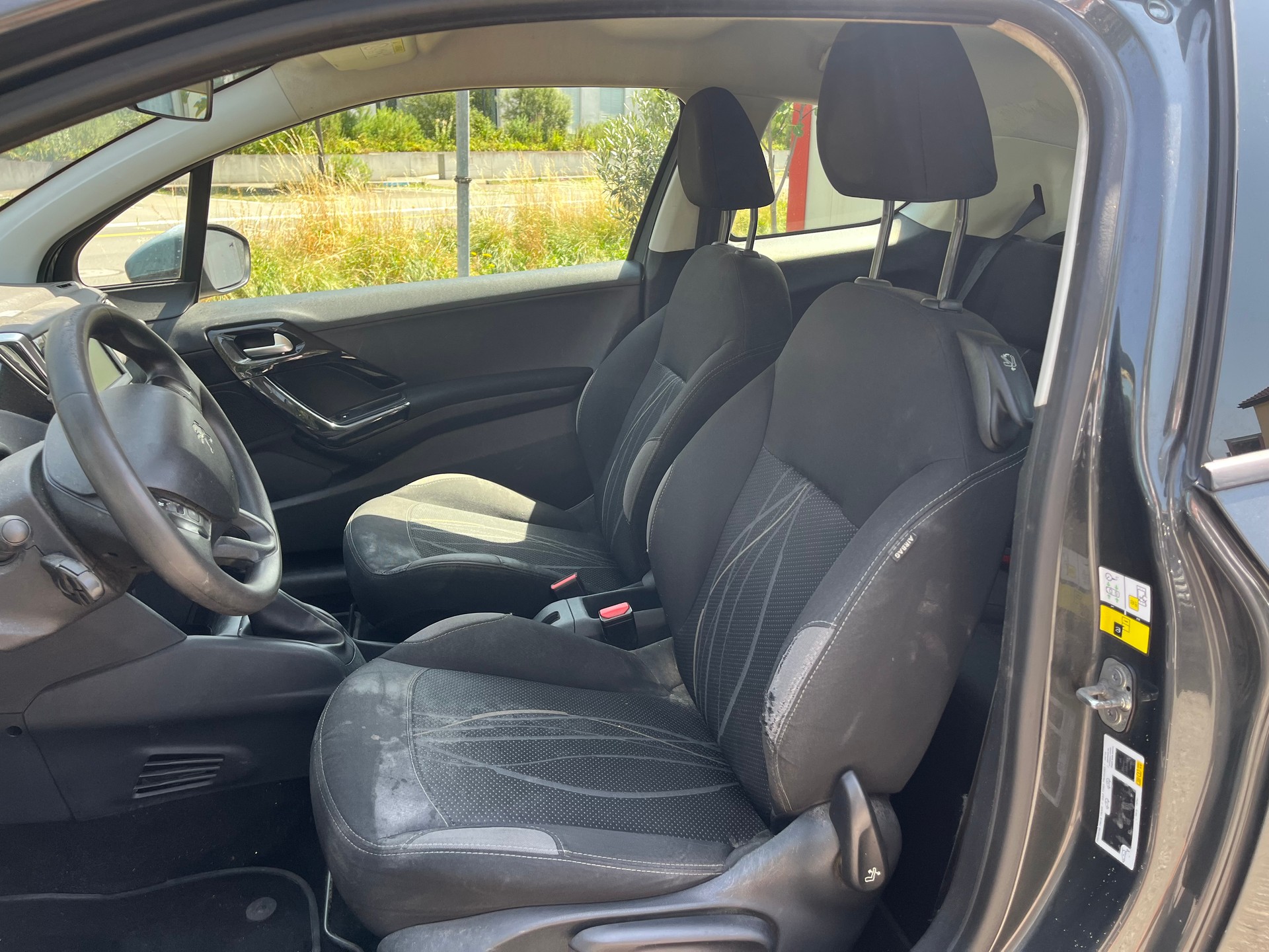 PEUGEOT 208 1.0 VTi Access-image-9