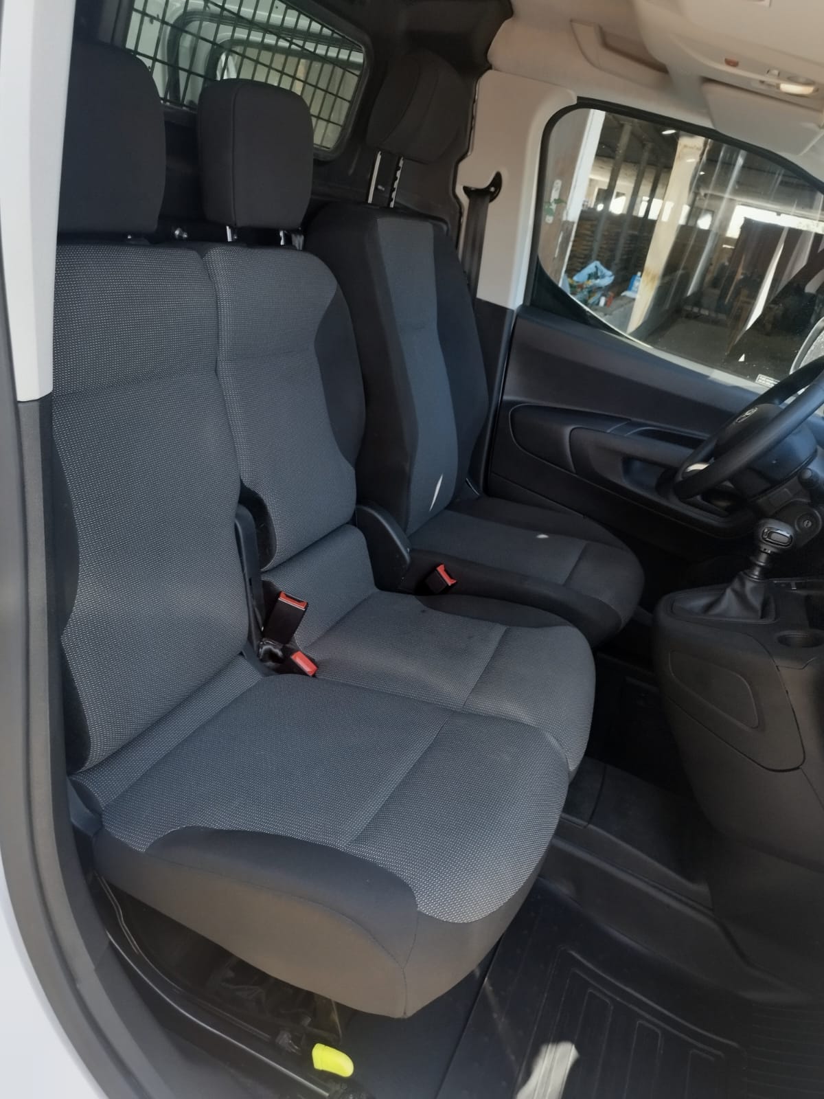 TOYOTA L2 - 1.2 Active-image-4