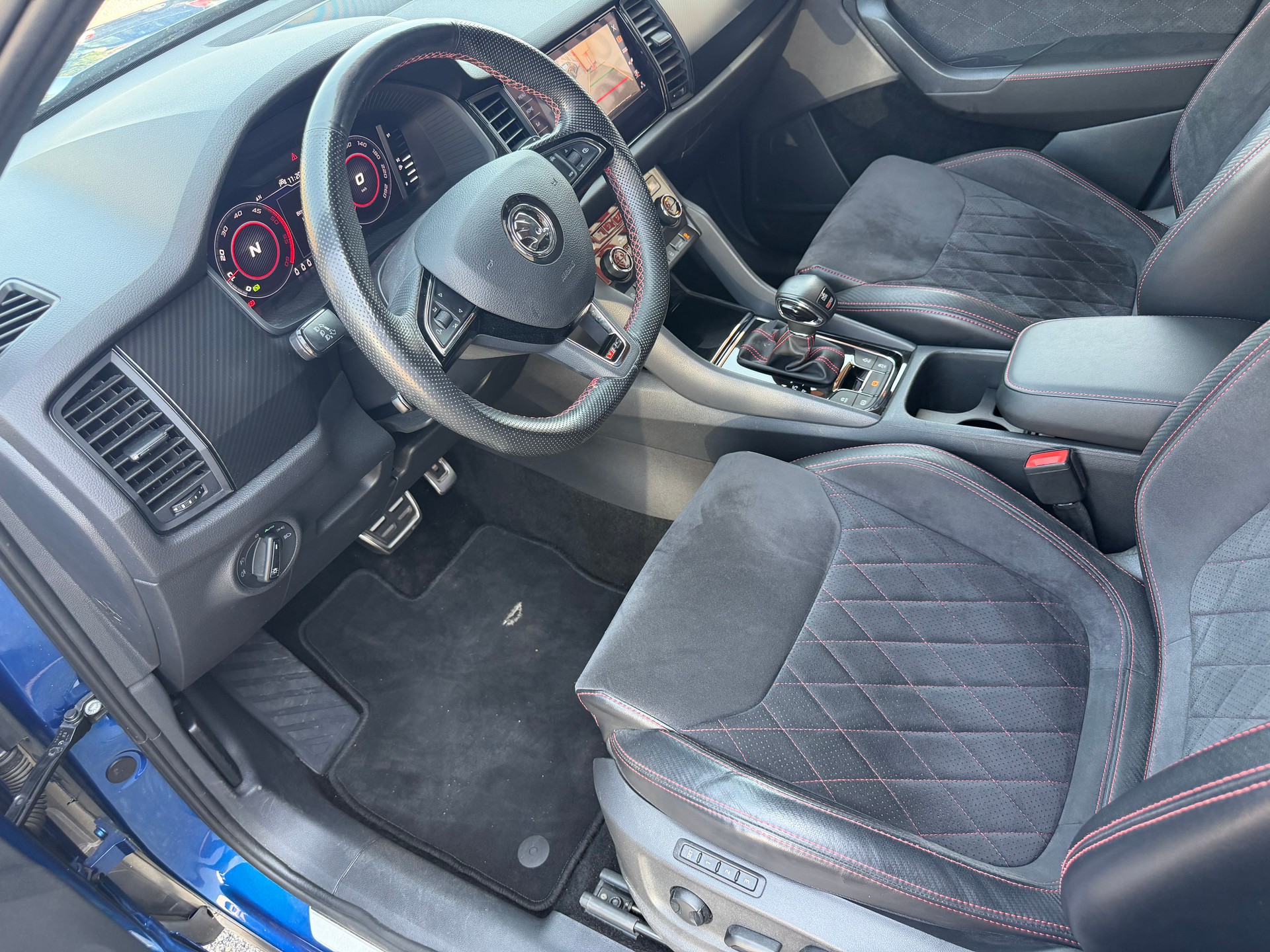 SKODA Kodiaq 2.0 Bi-TDI SCR RS 4x4 DSG-image-13
