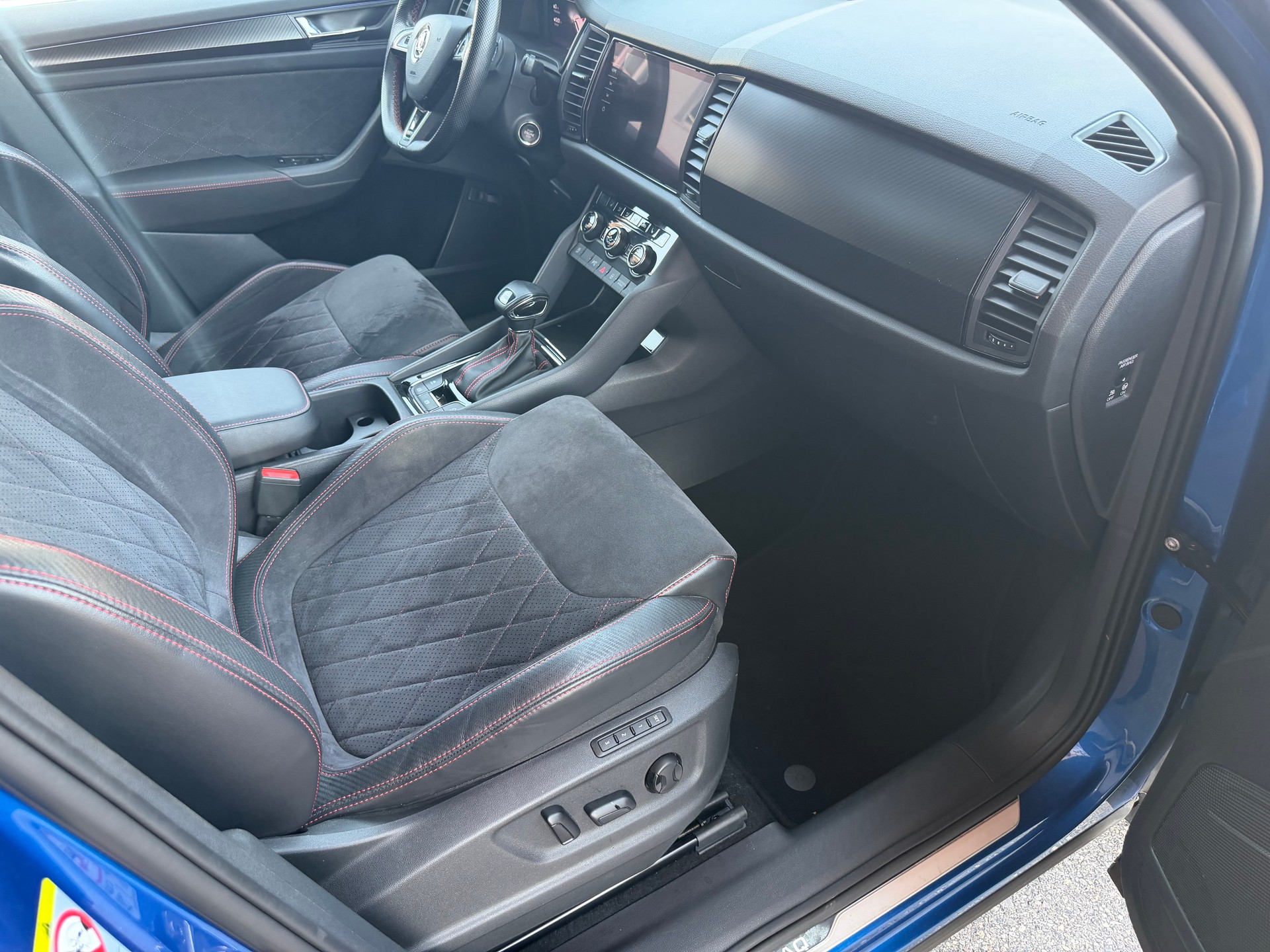 SKODA Kodiaq 2.0 Bi-TDI SCR RS 4x4 DSG-image-7