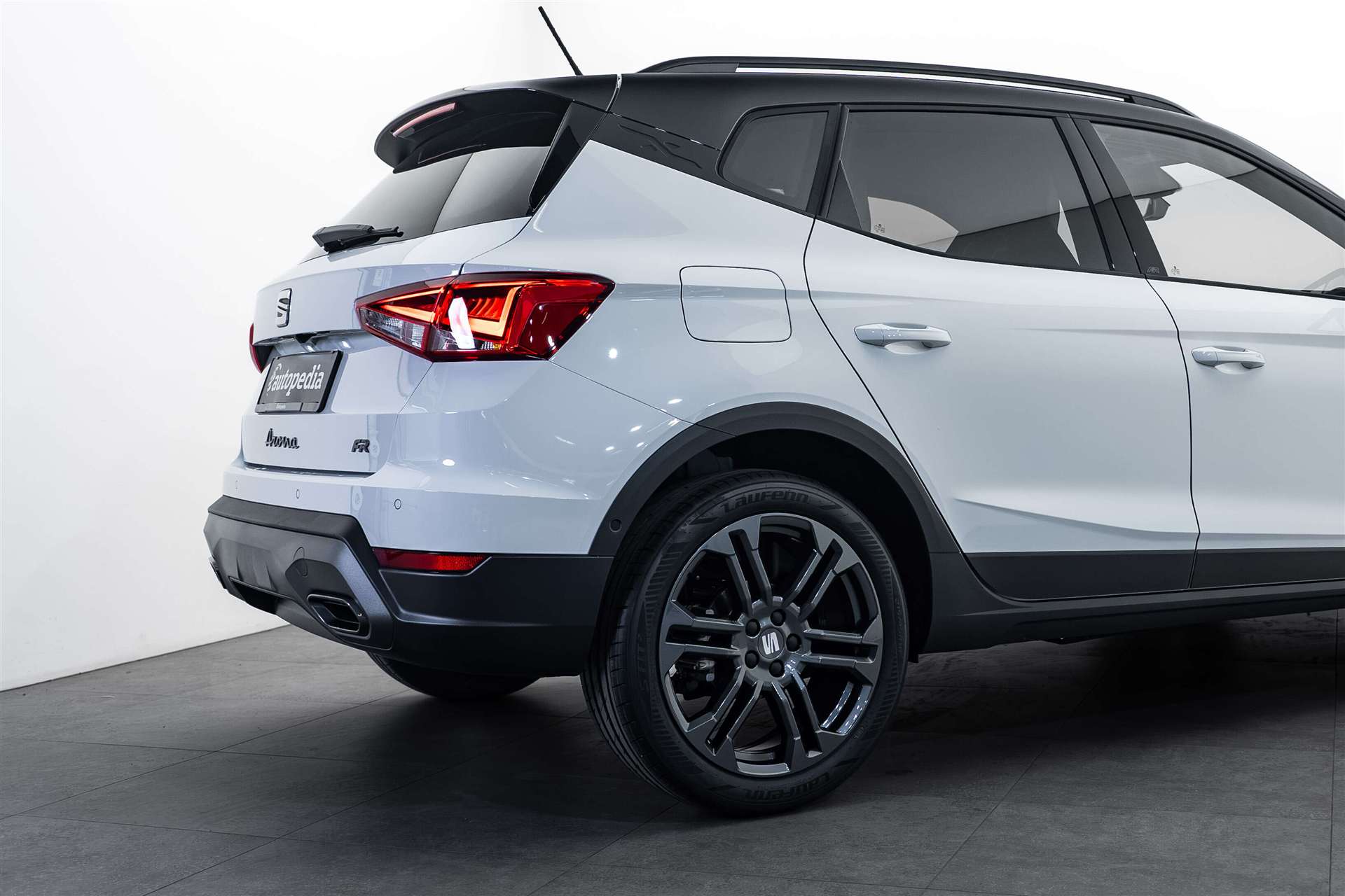SEAT SEAT Arona 1.5 Eco TSi FR DSG-Automat-showroom-element-3