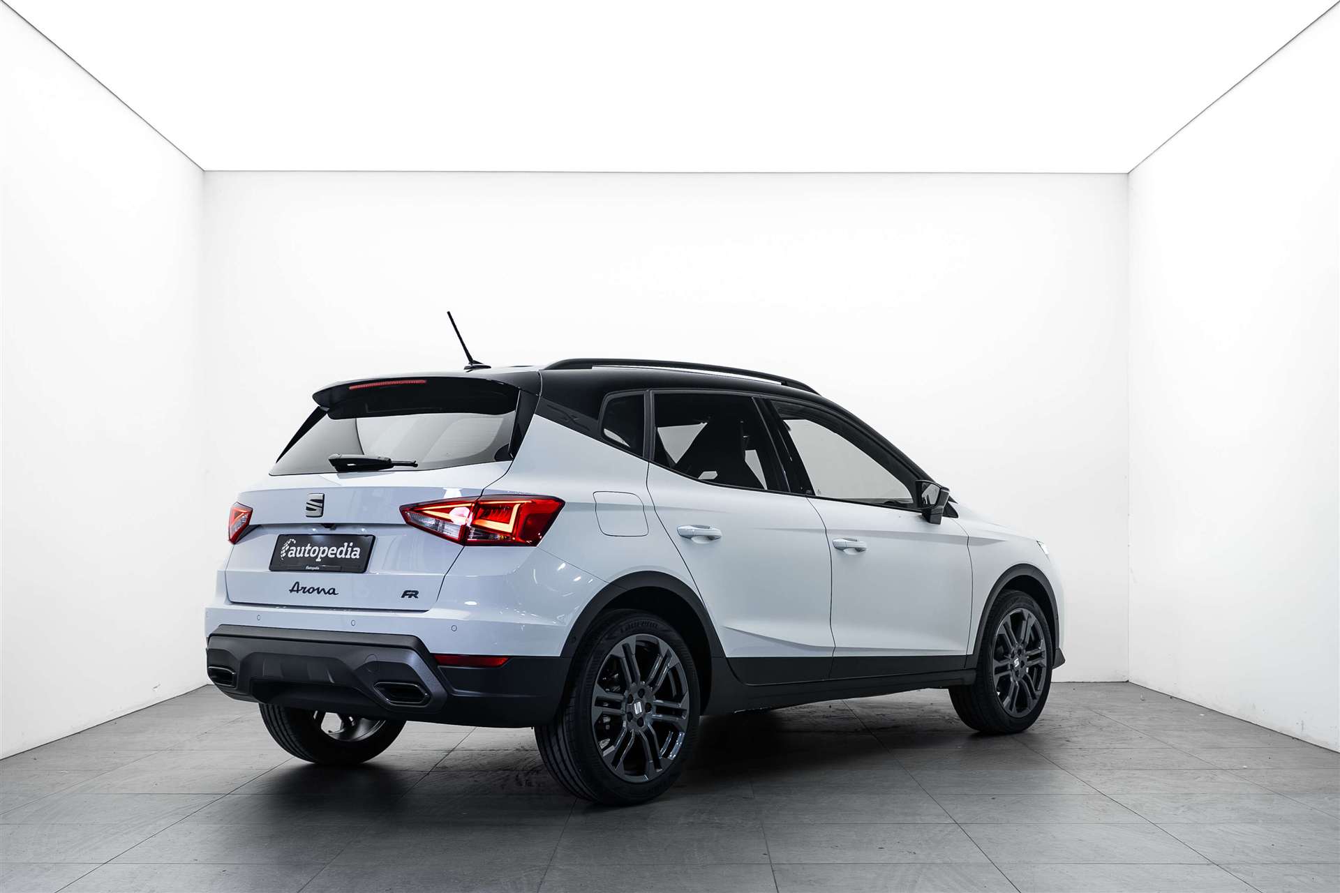 SEAT SEAT Arona 1.5 Eco TSi FR DSG-Automat-showroom-element-2