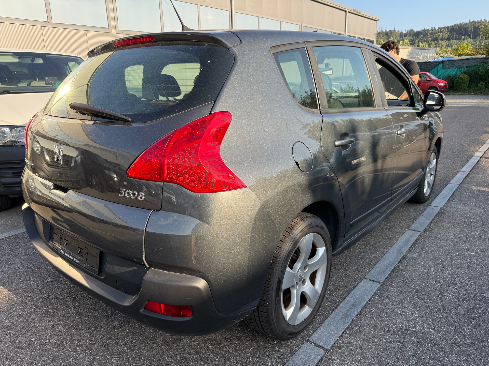 PEUGEOT 3008 1.6 16V VTI Active-image-5