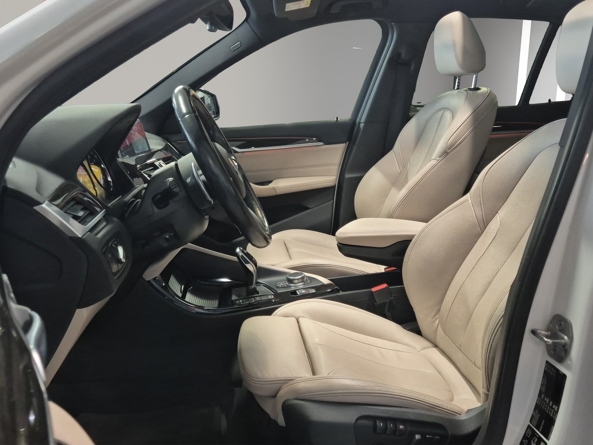 BMW X1 xDrive 20d M Sport Steptronic LEASING à partir de CHF 295.-/mois-image-7