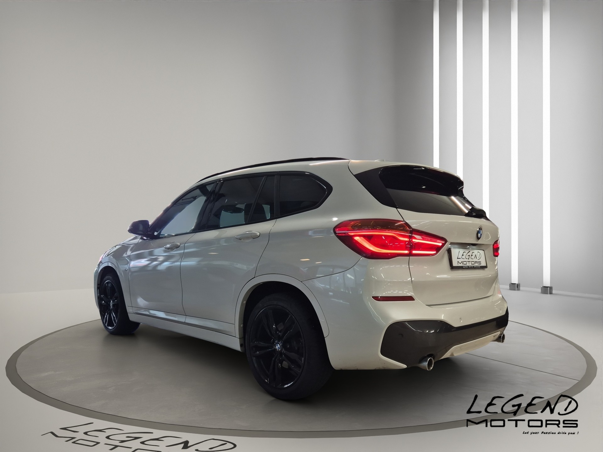 BMW X1 xDrive 20d M Sport Steptronic LEASING à partir de CHF 295.-/mois-showroom-element-3