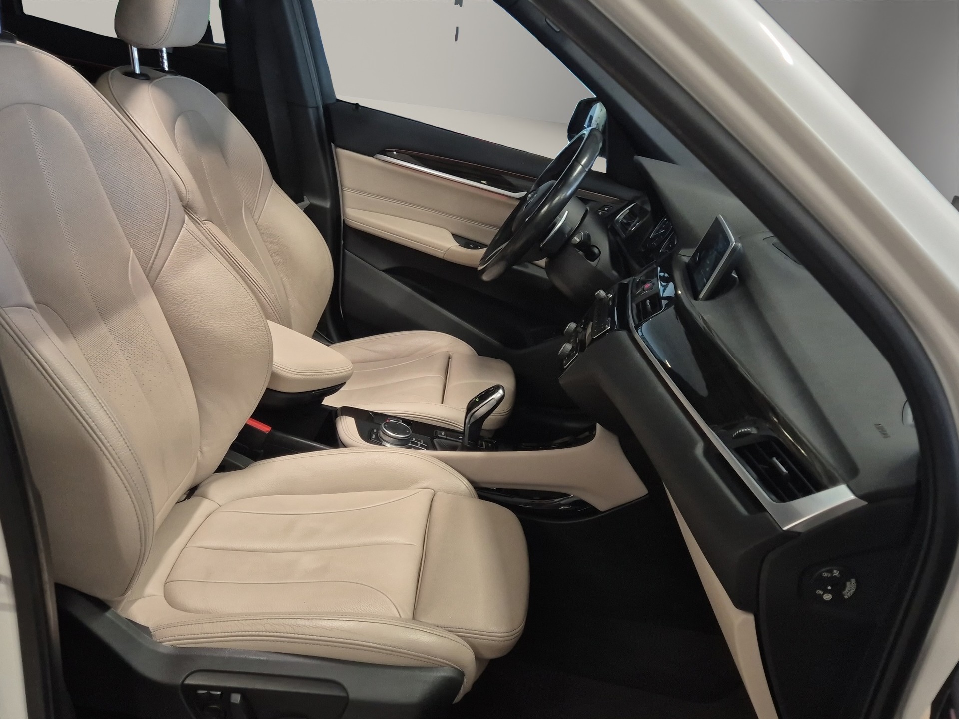 BMW X1 xDrive 20d M Sport Steptronic LEASING à partir de CHF 295.-/mois-image-17