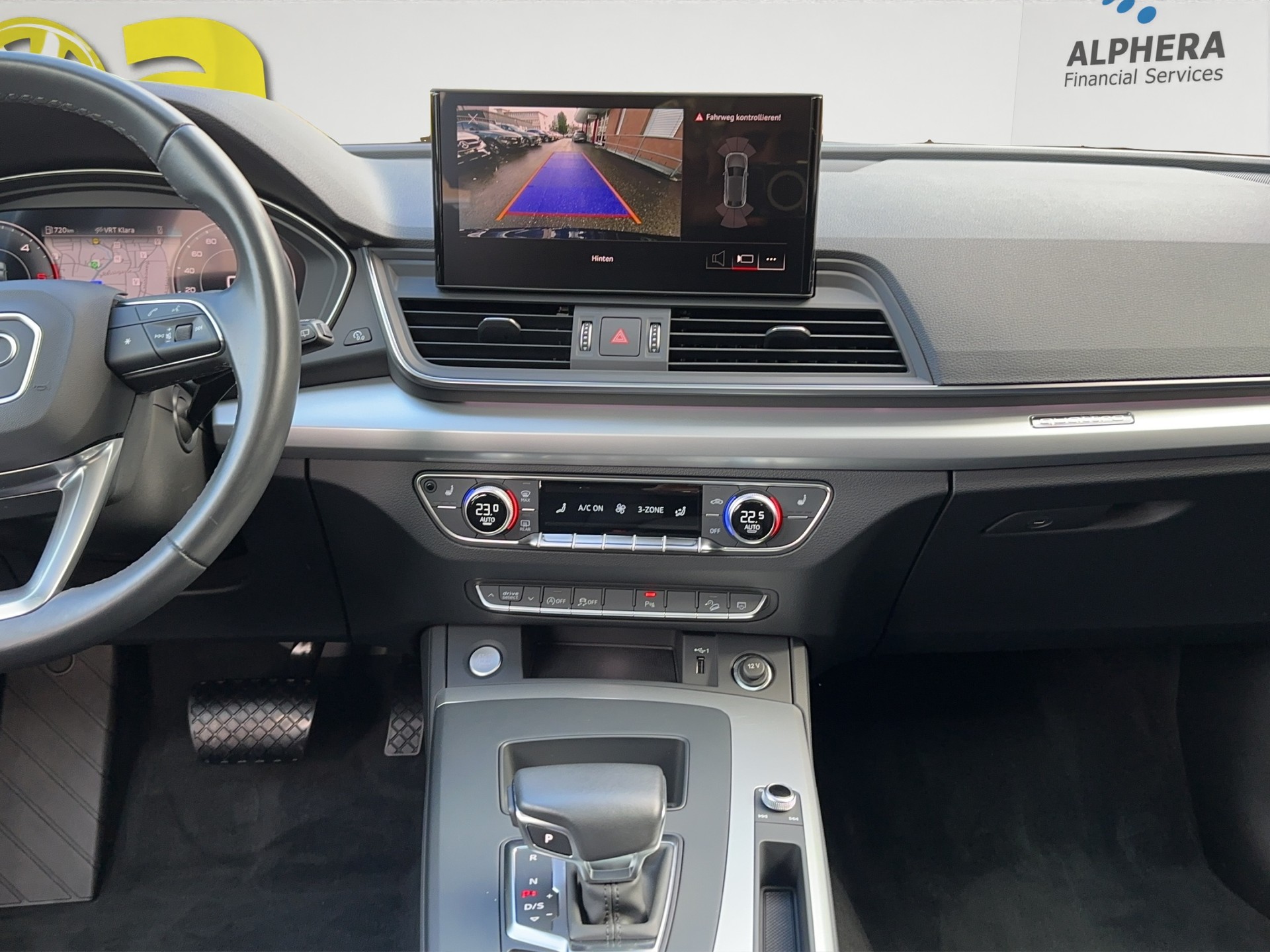 AUDI Q5 Sportback 40 TDI S-Line quattro AHK 4x4-image-21