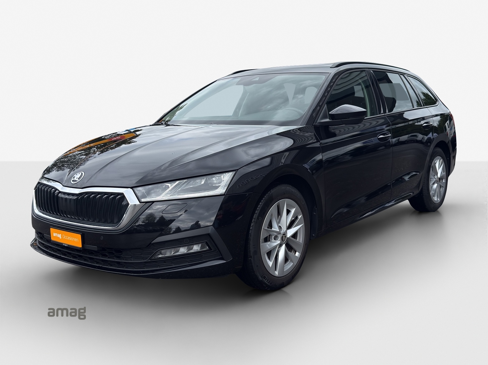 SKODA Octavia Combi 1.5 TSI mHEV DSG Ambition