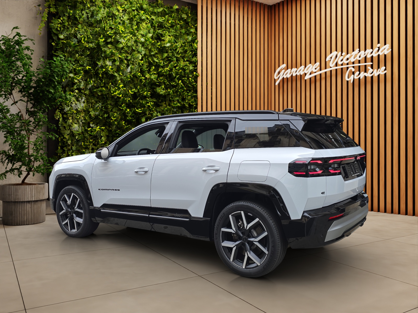JEEP Compass 1.6 T PHEV Summit-showroom-element-3