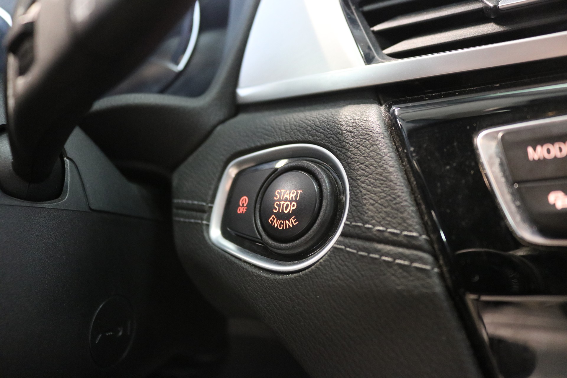 BMW X1 xDrive 20d Sport Line Steptronic-image-46