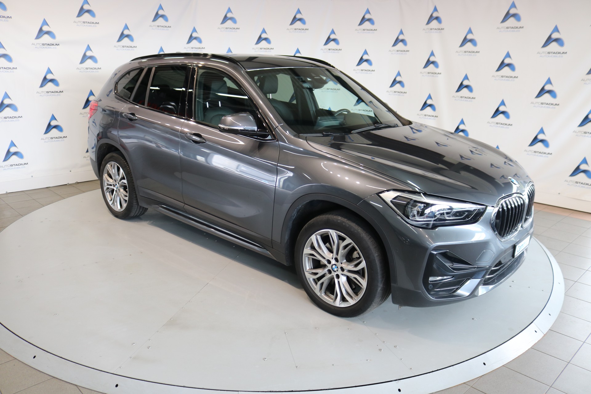 BMW X1 xDrive 20d Sport Line Steptronic-image-6