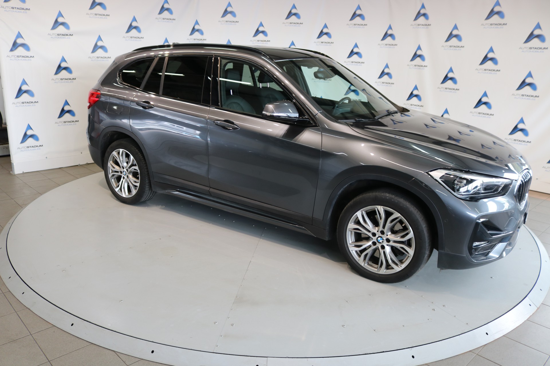 BMW X1 xDrive 20d Sport Line Steptronic-image-33