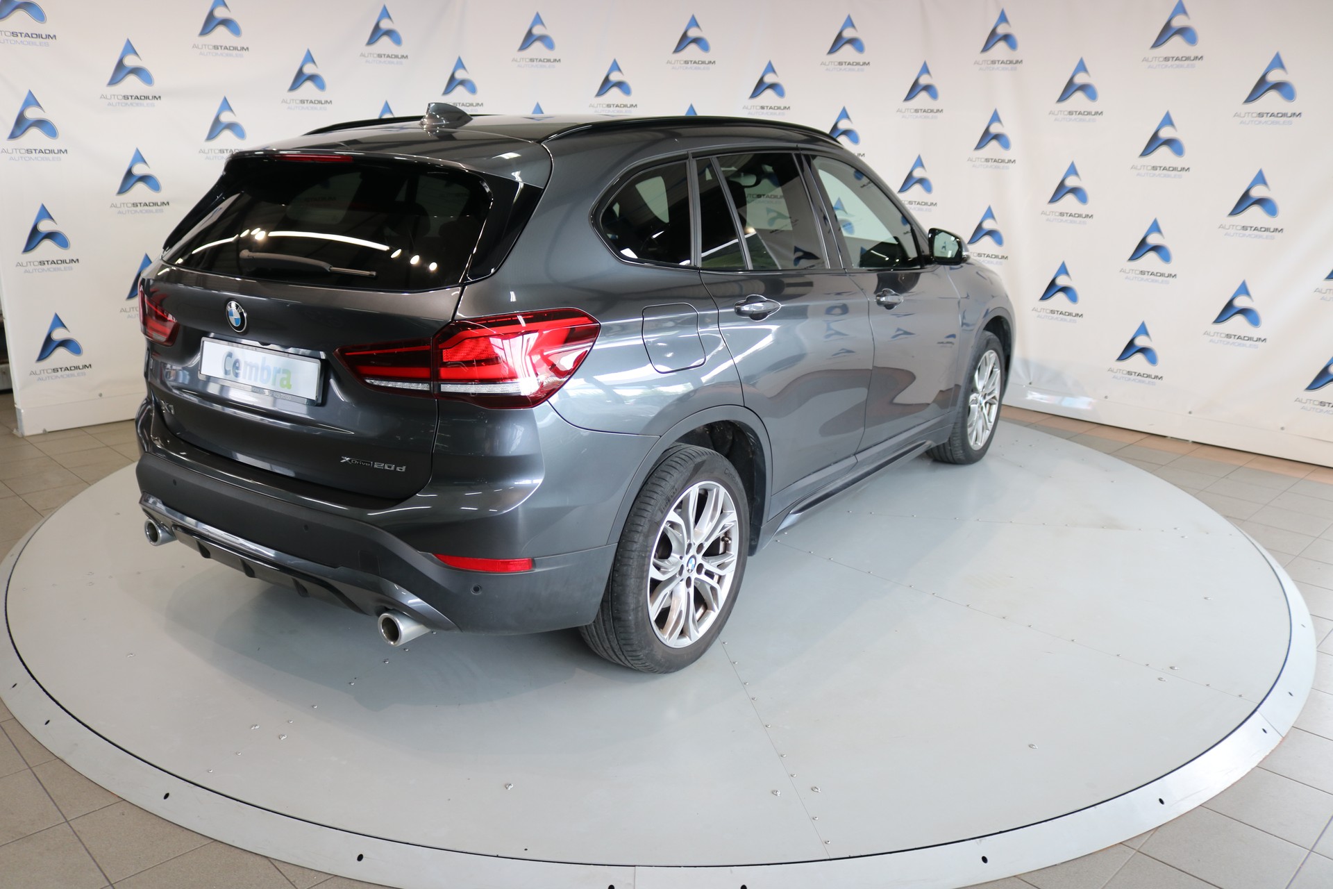 BMW X1 xDrive 20d Sport Line Steptronic-image-26