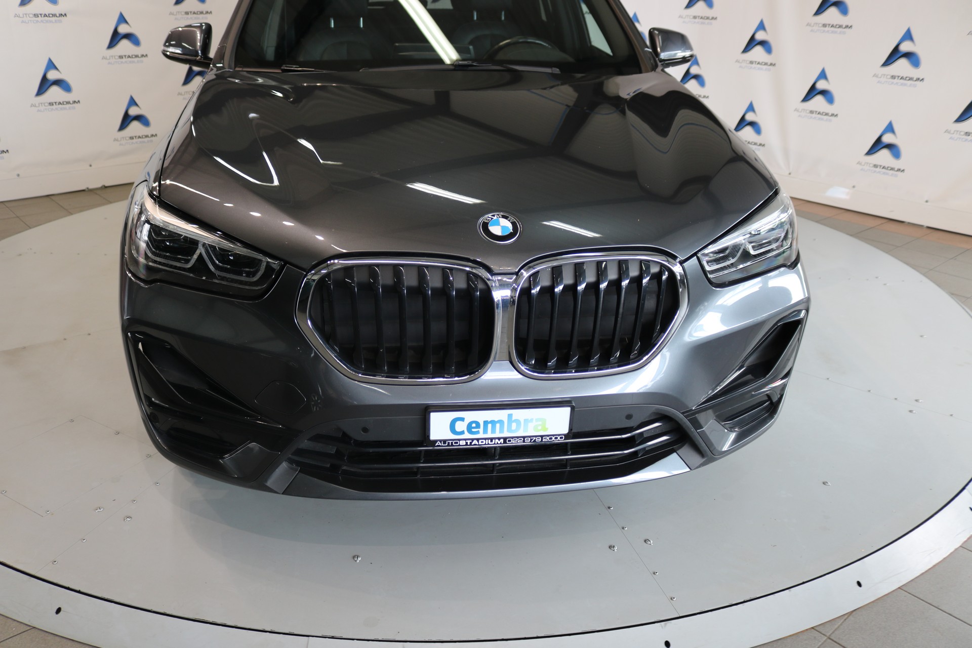 BMW X1 xDrive 20d Sport Line Steptronic-image-34