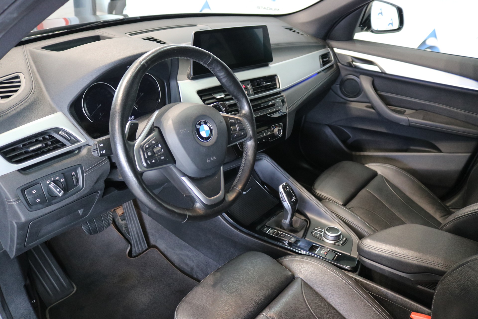 BMW X1 xDrive 20d Sport Line Steptronic-showroom-element-2