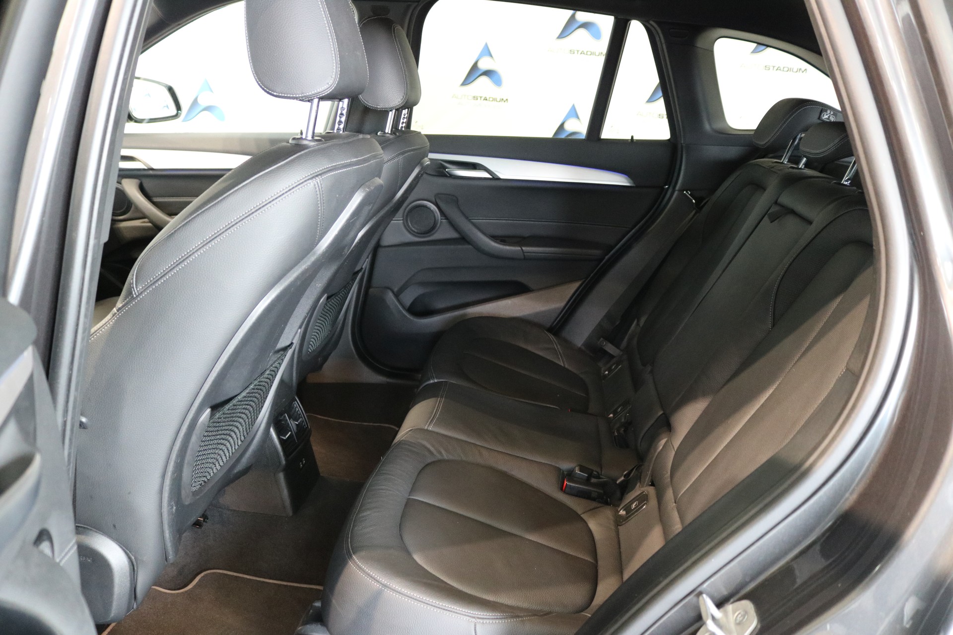 BMW X1 xDrive 20d Sport Line Steptronic-image-39
