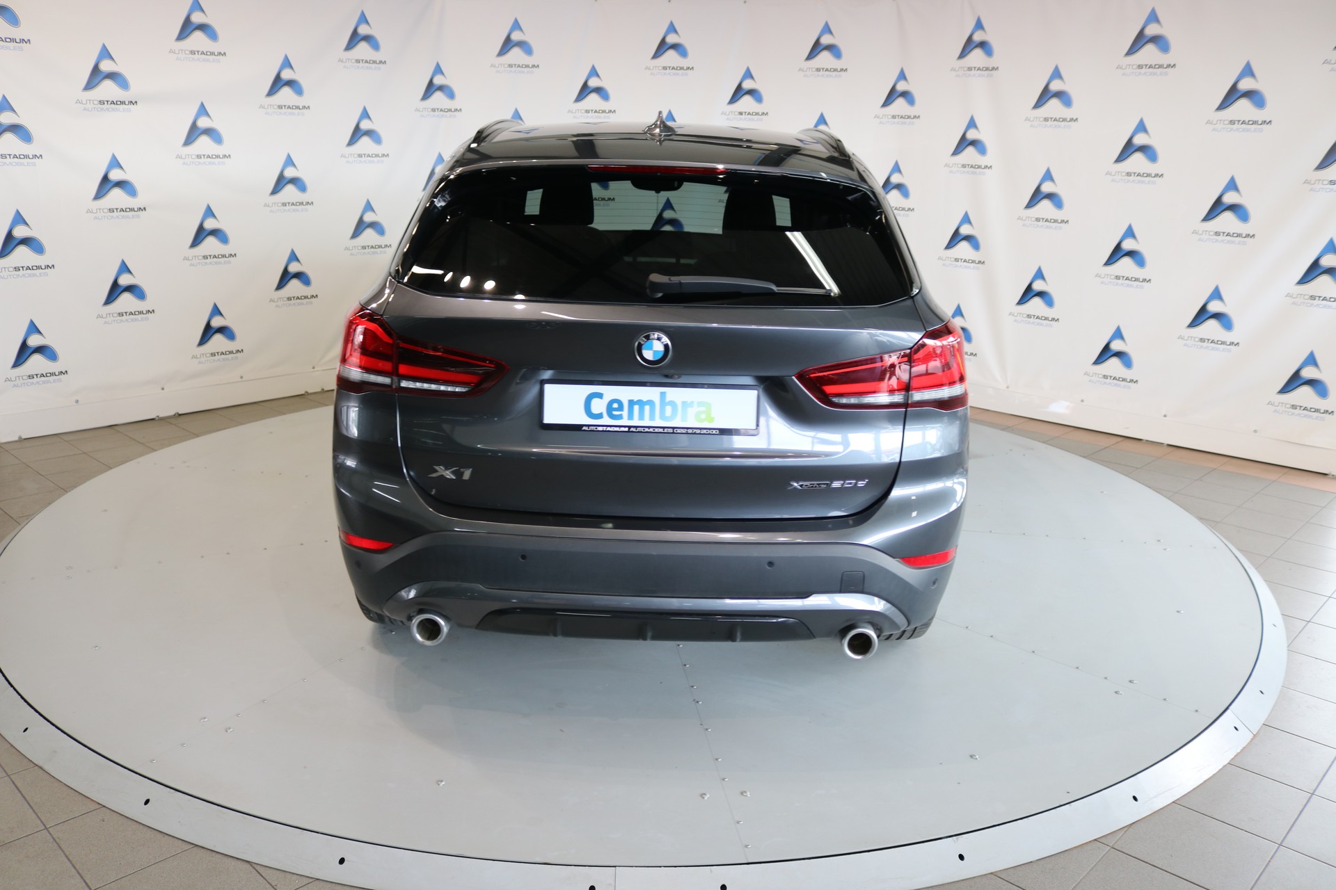 BMW X1 xDrive 20d Sport Line Steptronic-image-24