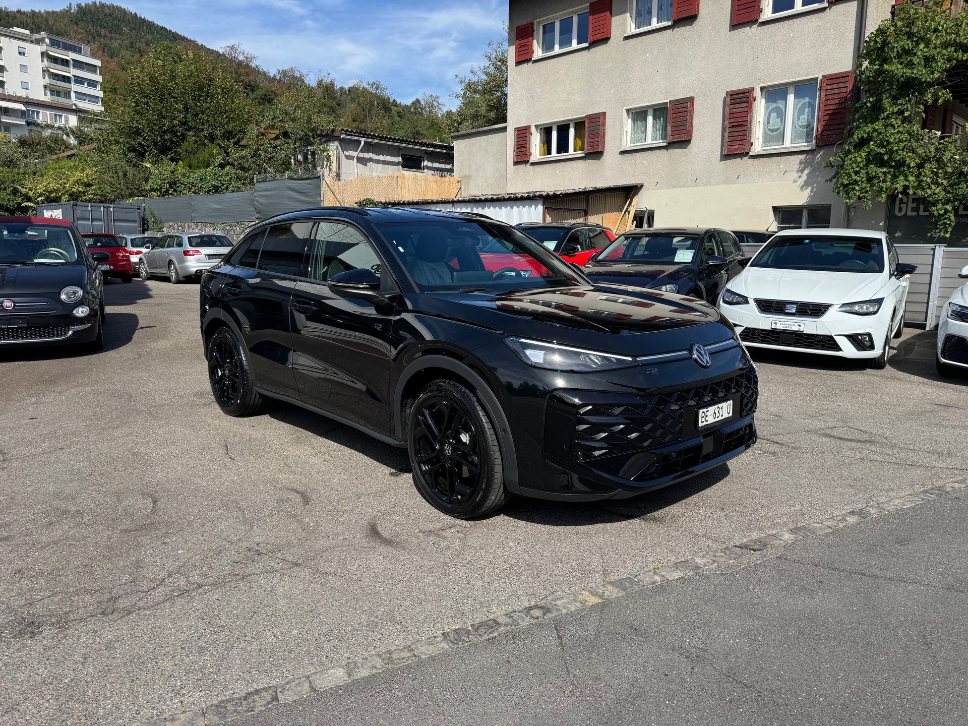 VW T-Roc 1.5 eTSI mHEV R-Line DSG-showroom-element-3
