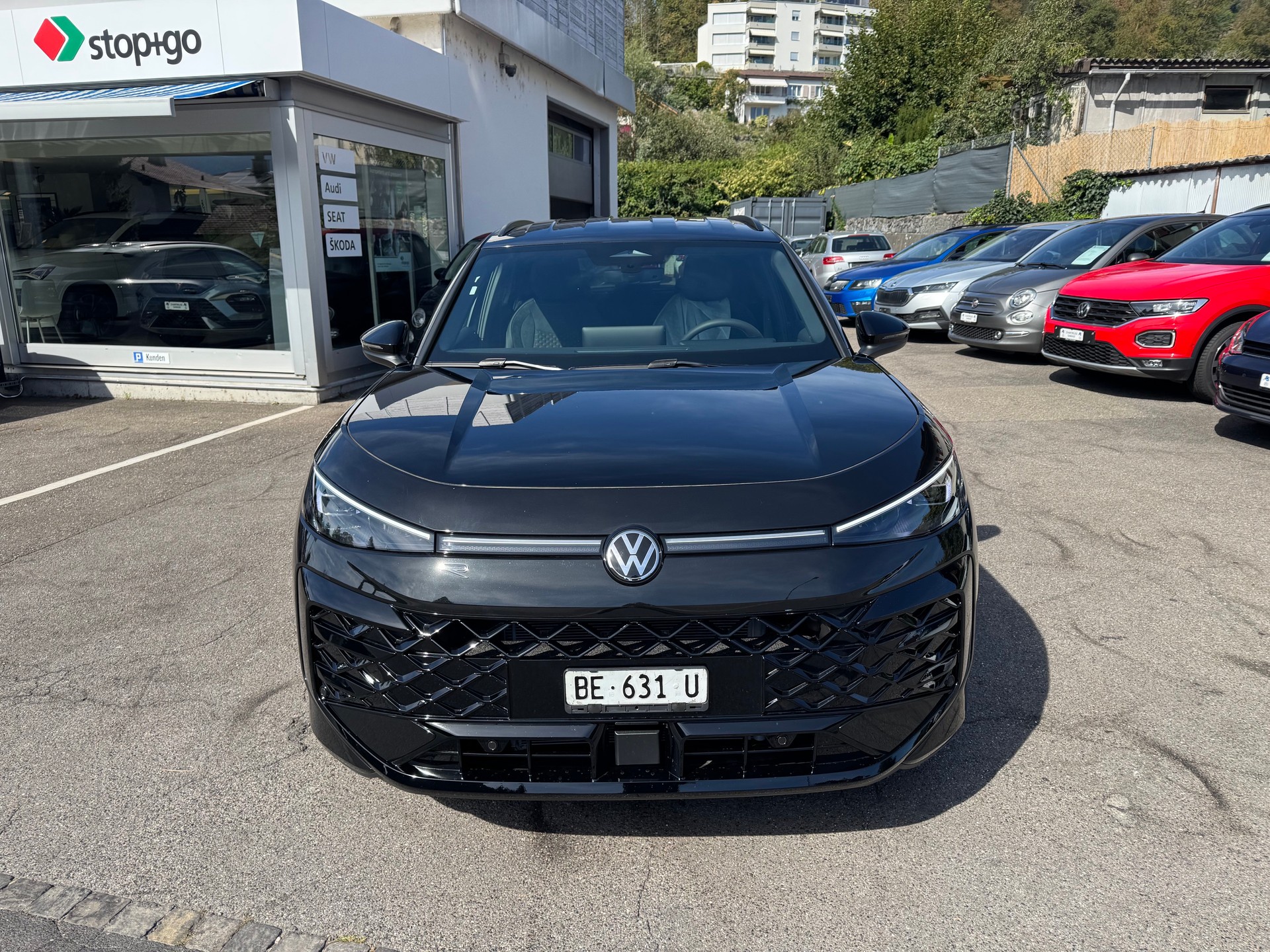 VW T-Roc 1.5 eTSI mHEV R-Line DSG-showroom-element-2