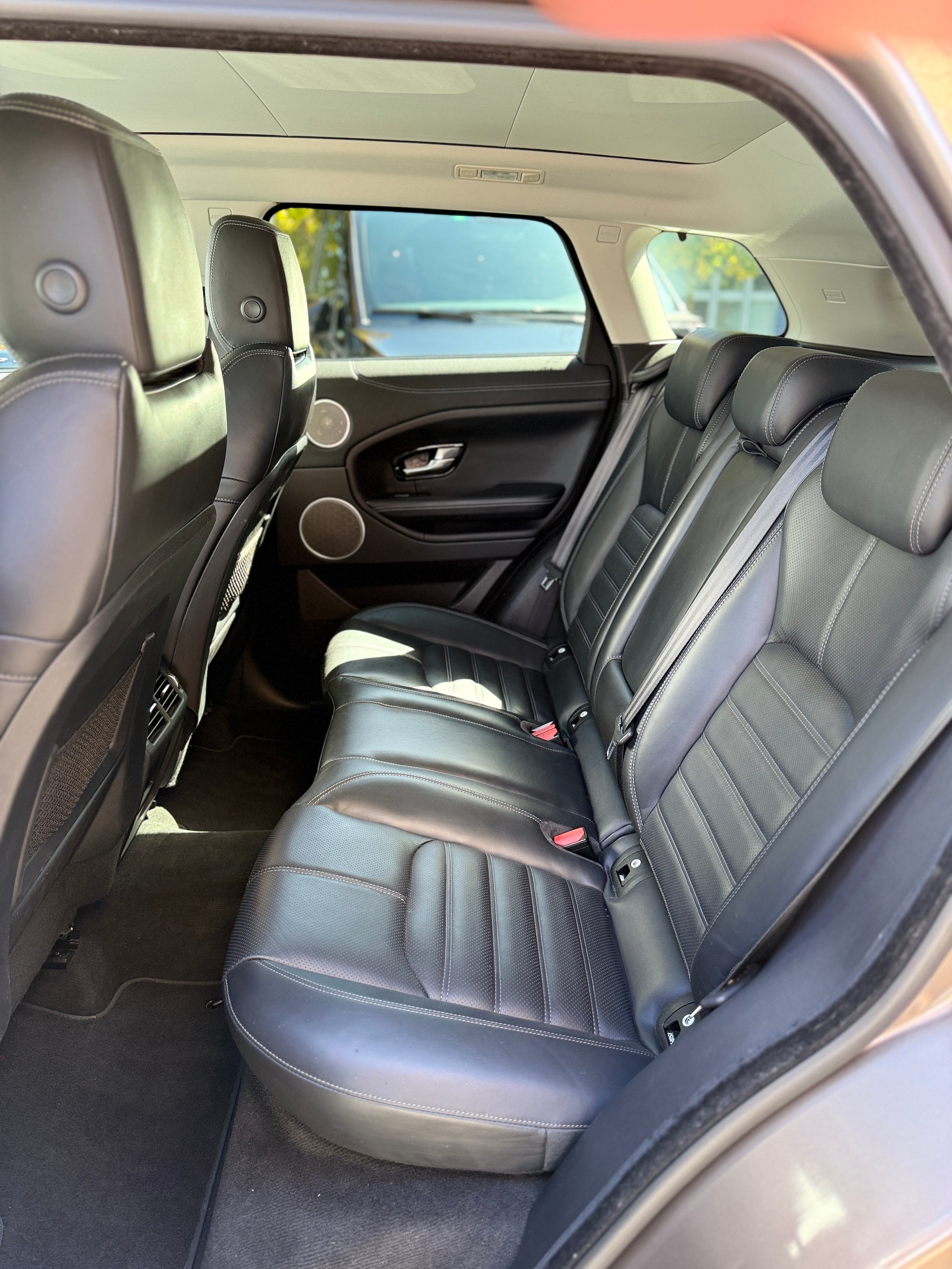 LAND ROVER Range Rover Evoque 2.0 TD4 HSE Dynamic AT9-image-8