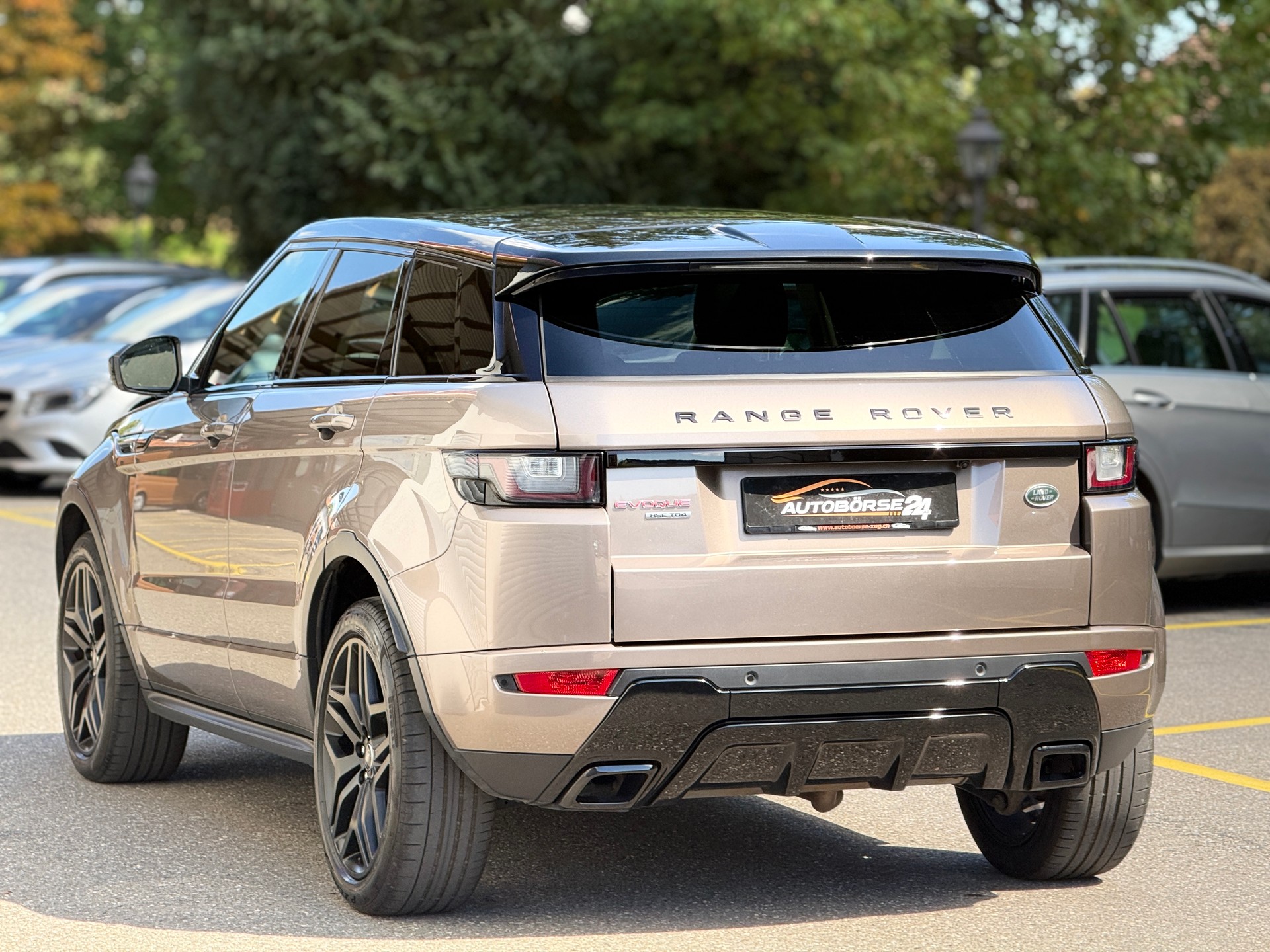 LAND ROVER Range Rover Evoque 2.0 TD4 HSE Dynamic AT9-showroom-element-3