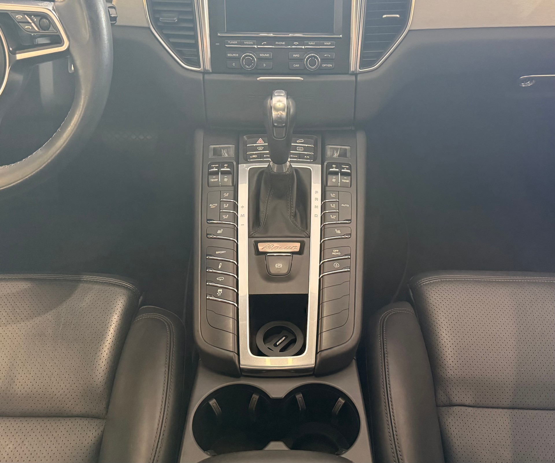 PORSCHE Macan Turbo PDK-image-13