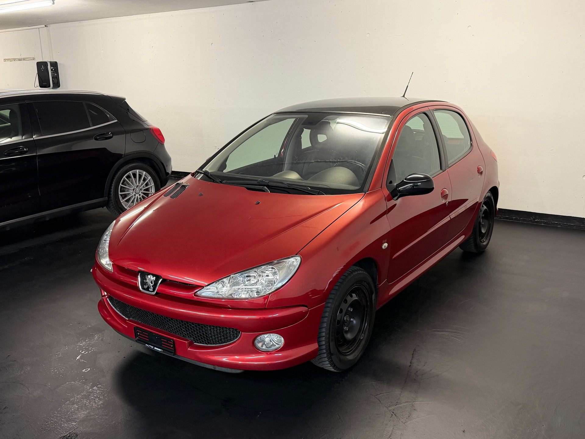 PEUGEOT 206 1.6 16V Platinum-showroom-element-2