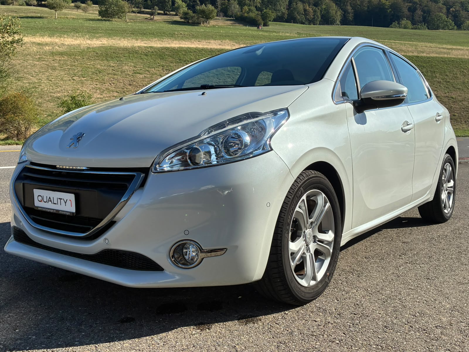 PEUGEOT 208 1.6 VTI Allure Automatik