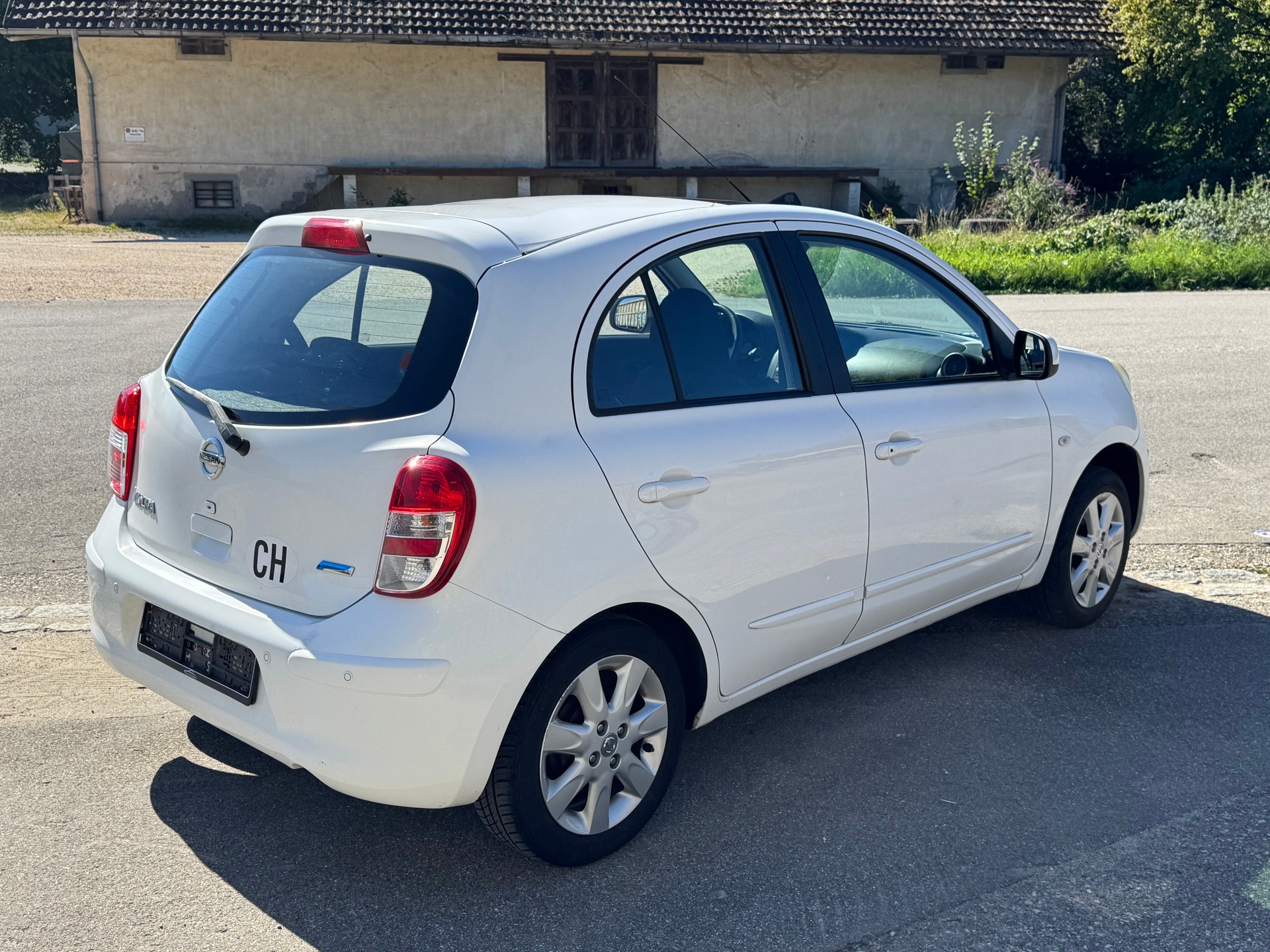 NISSAN Micra 1.2 tekna-image-5