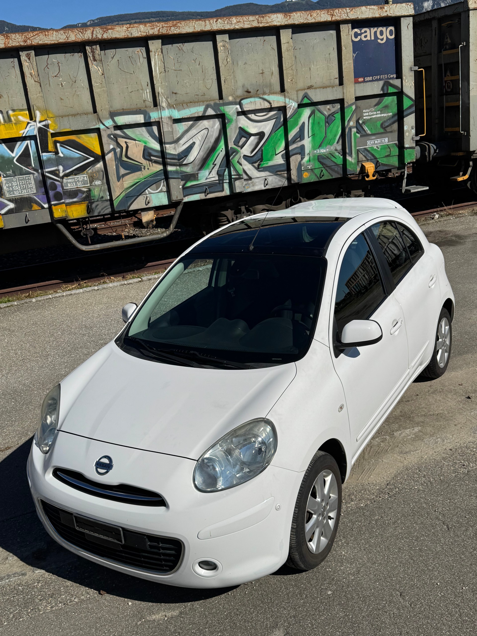 NISSAN Micra 1.2 tekna-showroom-element-1