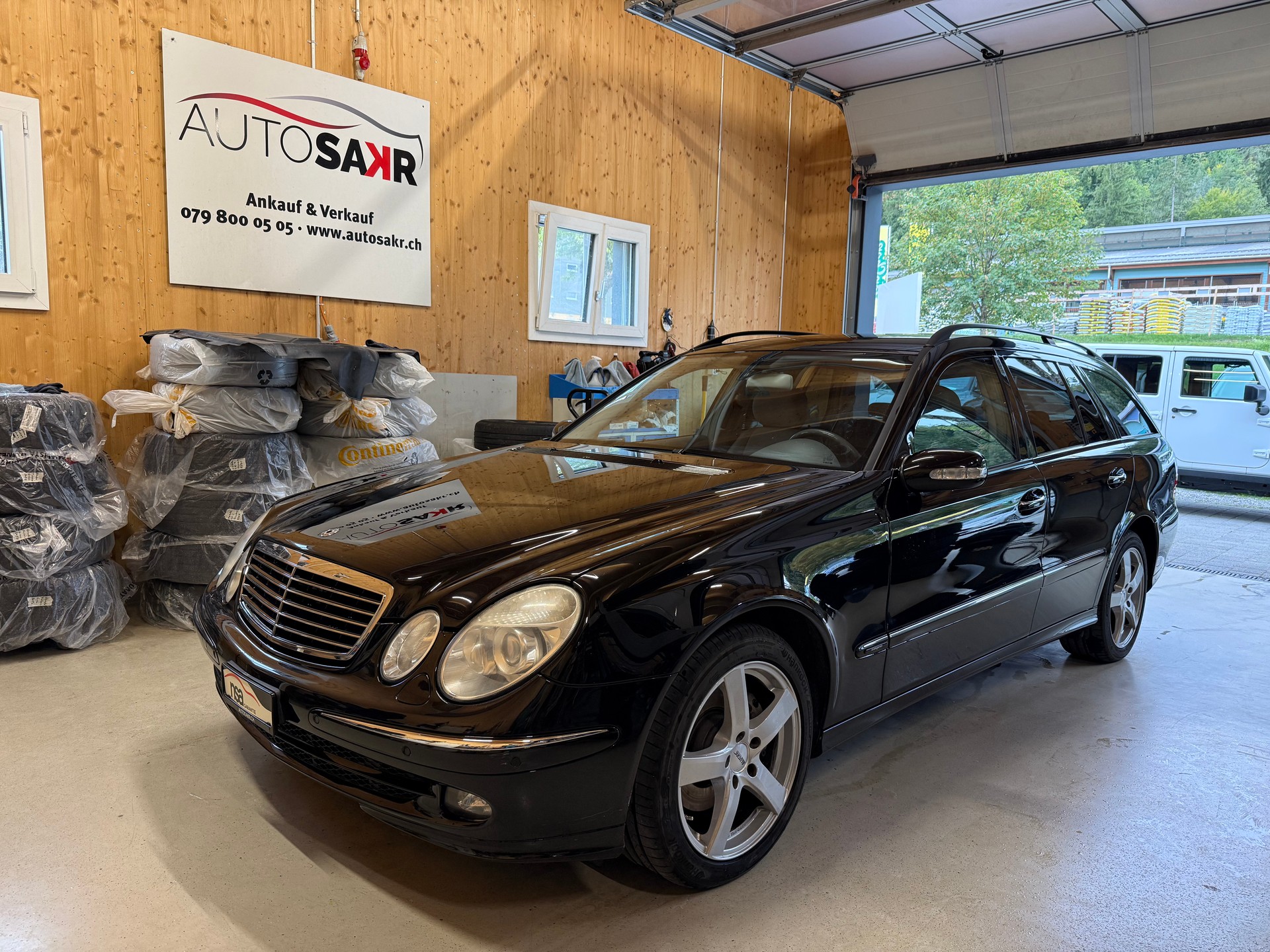 MERCEDES-BENZ E 280 Avantgarde