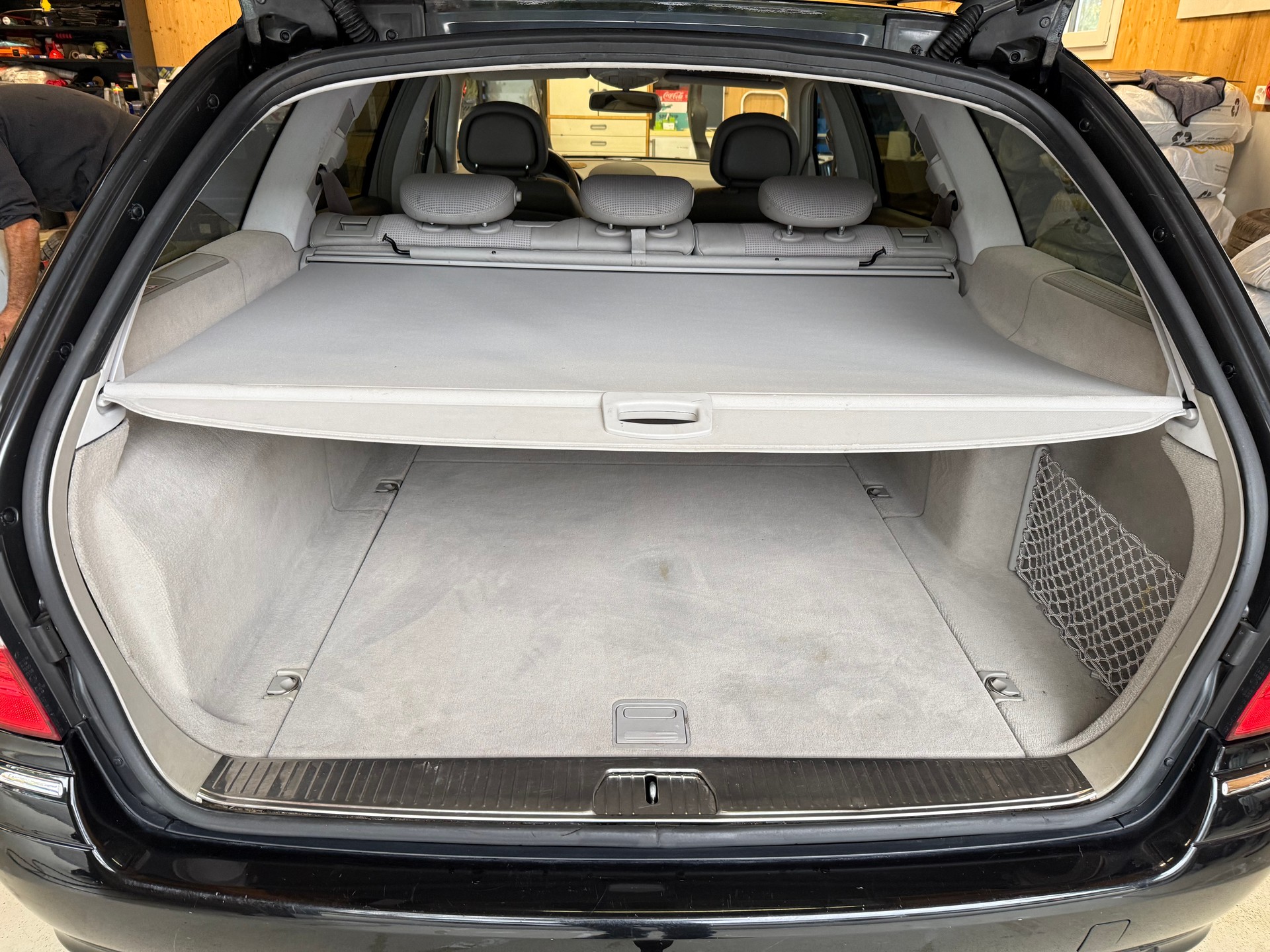 MERCEDES-BENZ E 280 Avantgarde-image-12