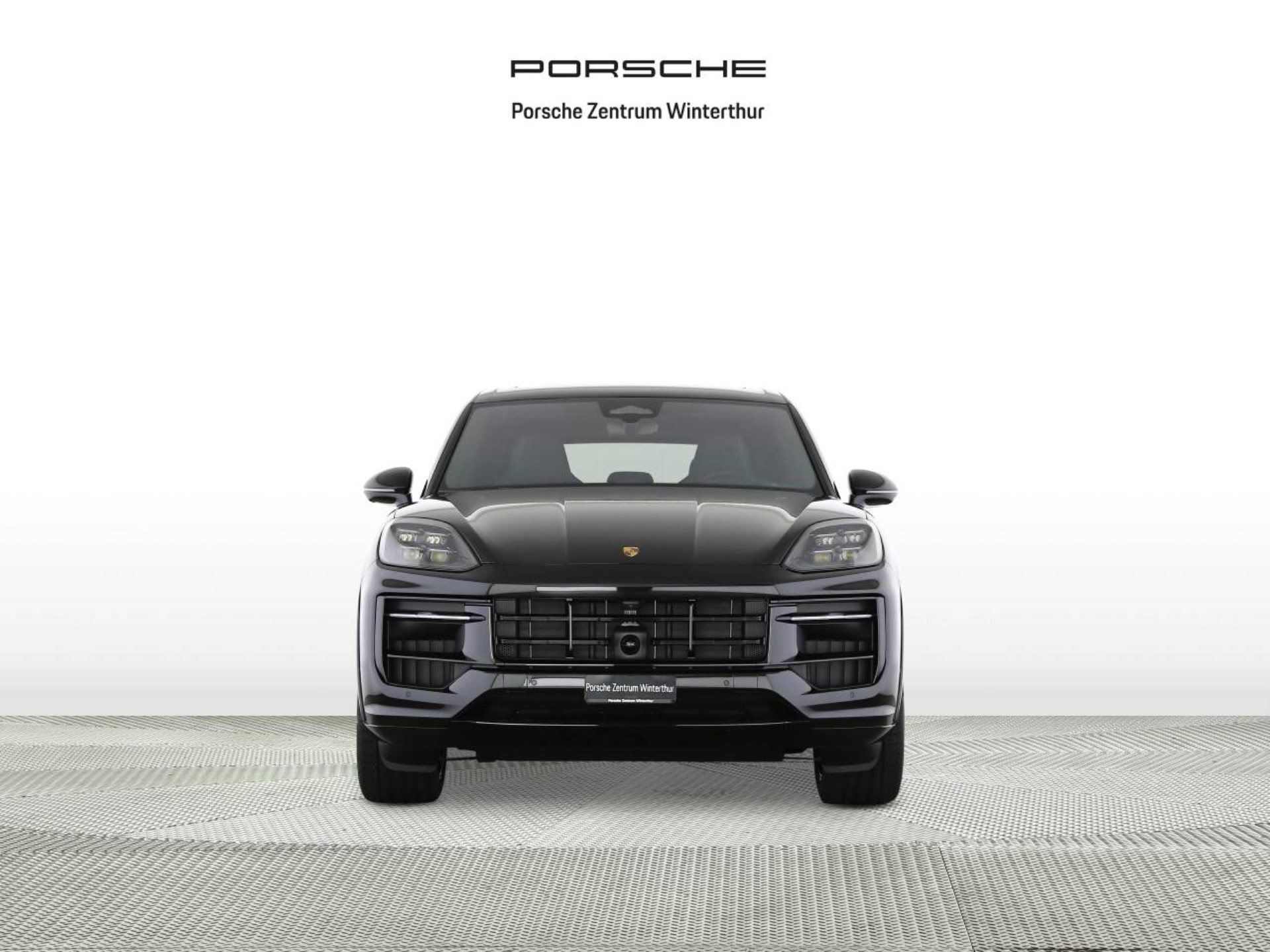 PORSCHE Cayenne GTS-showroom-element-2