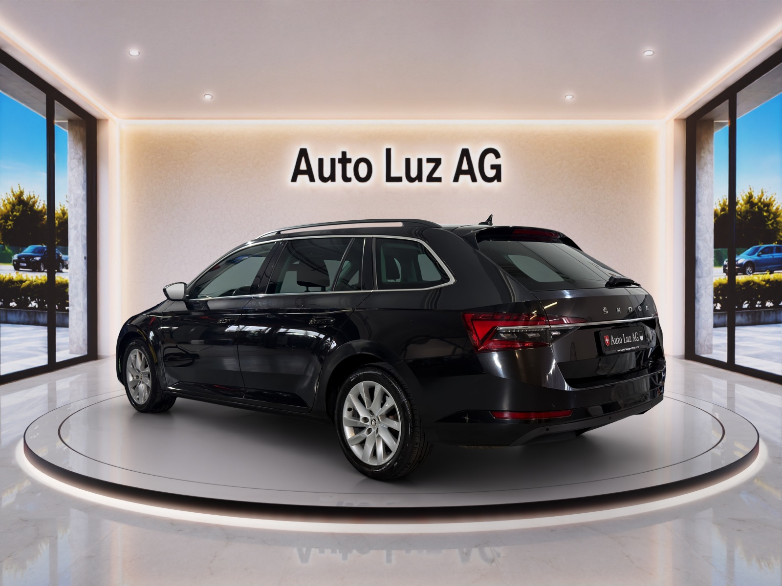 SKODA Superb Combi 2.0 TDi Ambition 4x4 DSG-image-16