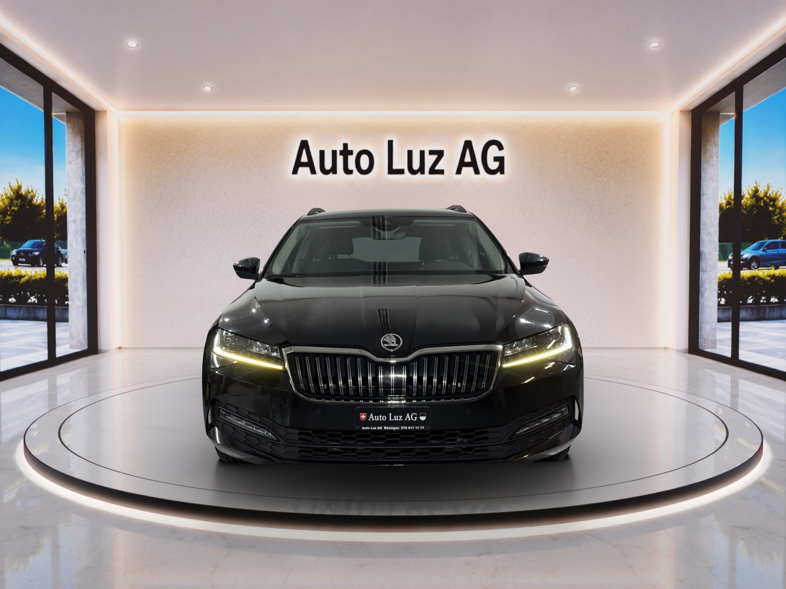 SKODA Superb Combi 2.0 TDi Ambition 4x4 DSG-showroom-element-1