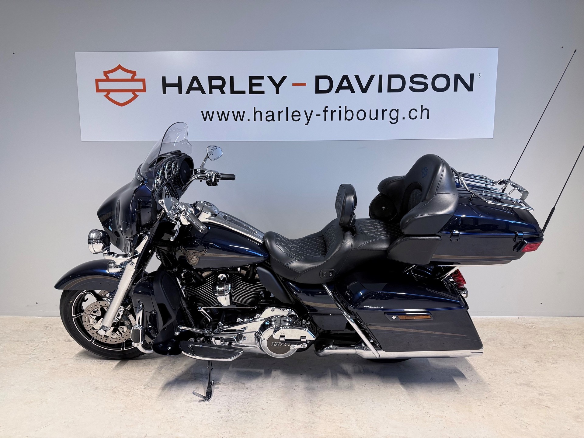 HARLEY-DAVIDSON FLHTKSEANV Elec. Glide Ultra Limited Anniv 117 CVO-image-4