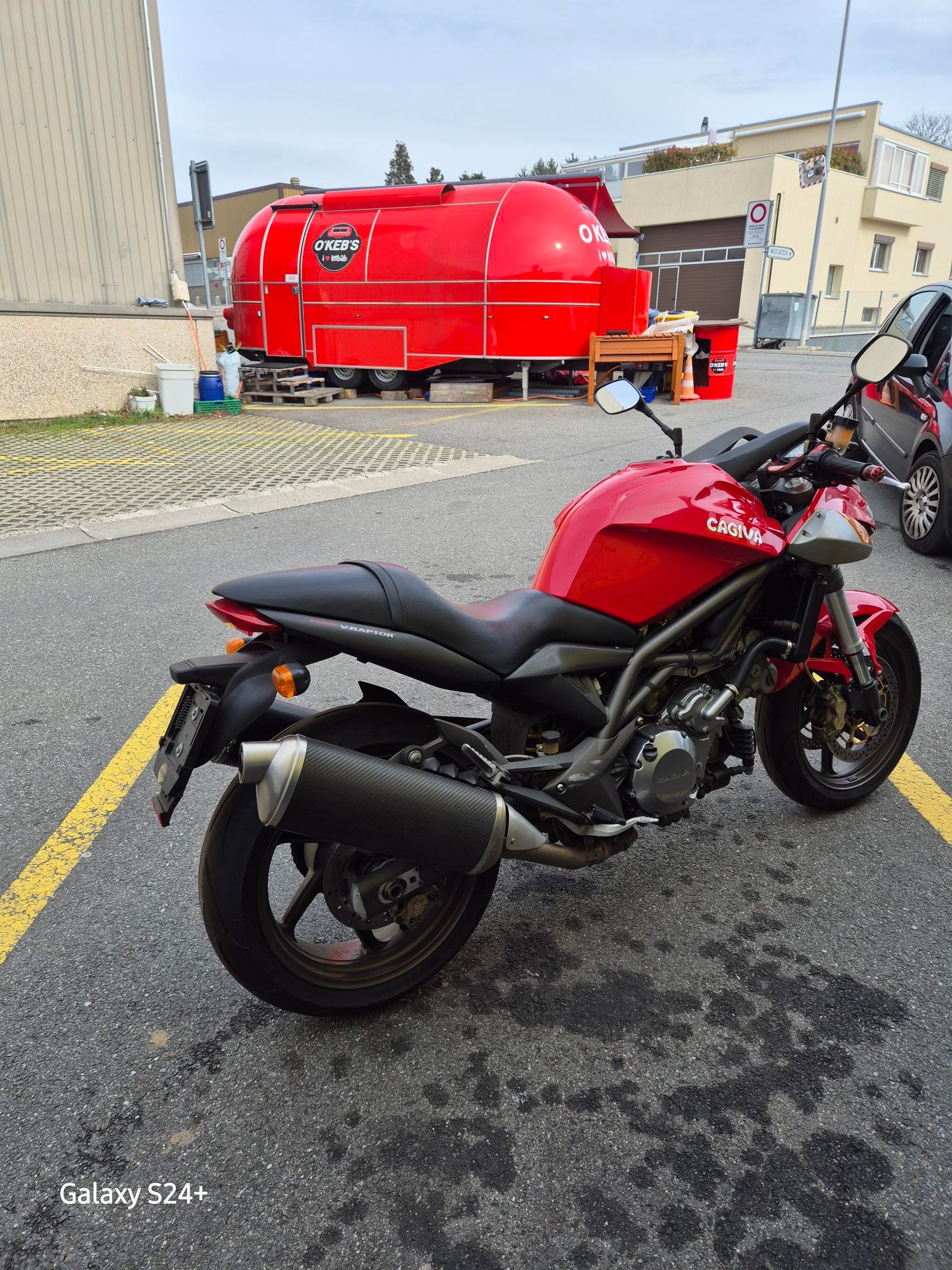 CAGIVA 1000 V-Raptor-showroom-element-1