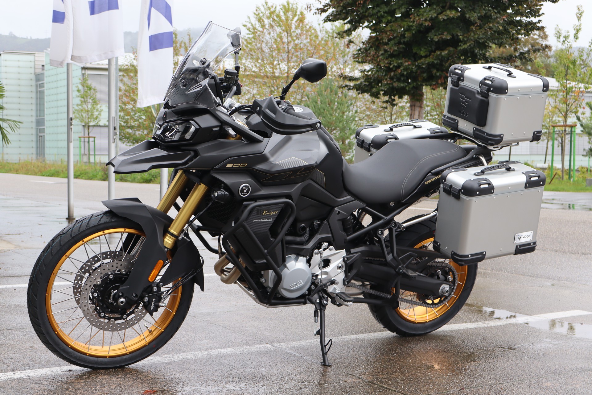 VOGE Black Knight Edition-image-4