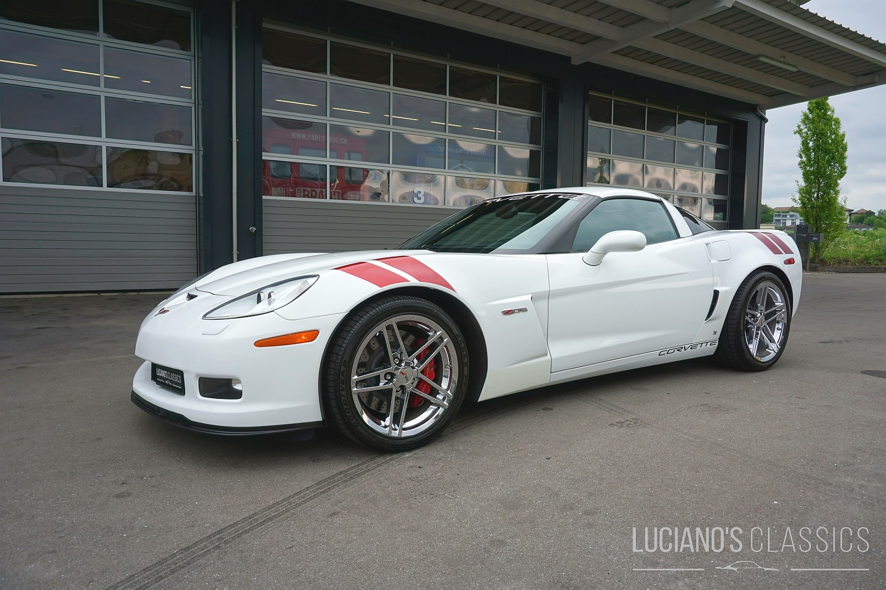 CHEVROLET Corvette Z06 Ron Fellows Edition-showroom-element-1