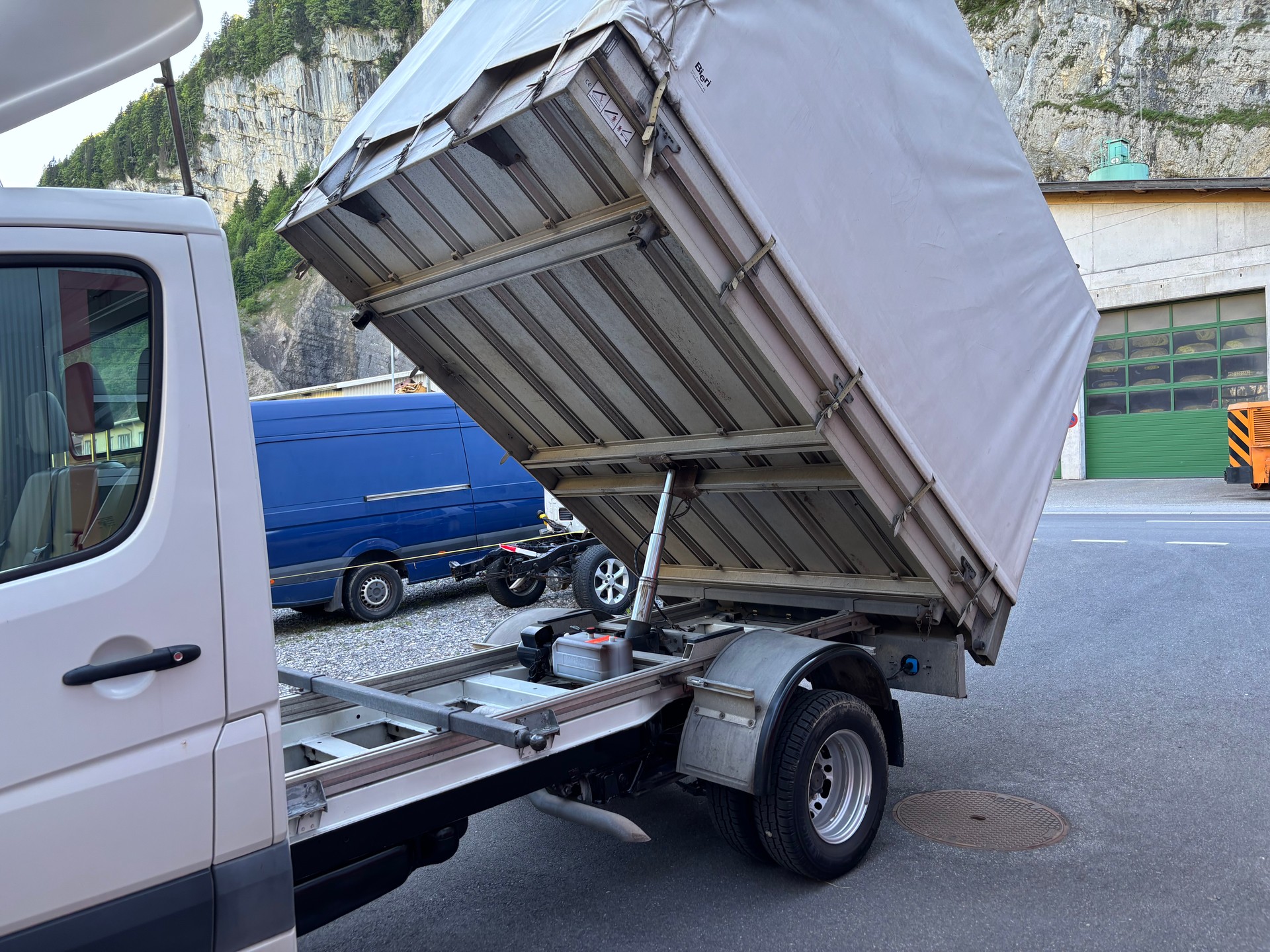VW Crafter 50 2.5 TDI 164 PS-image-5