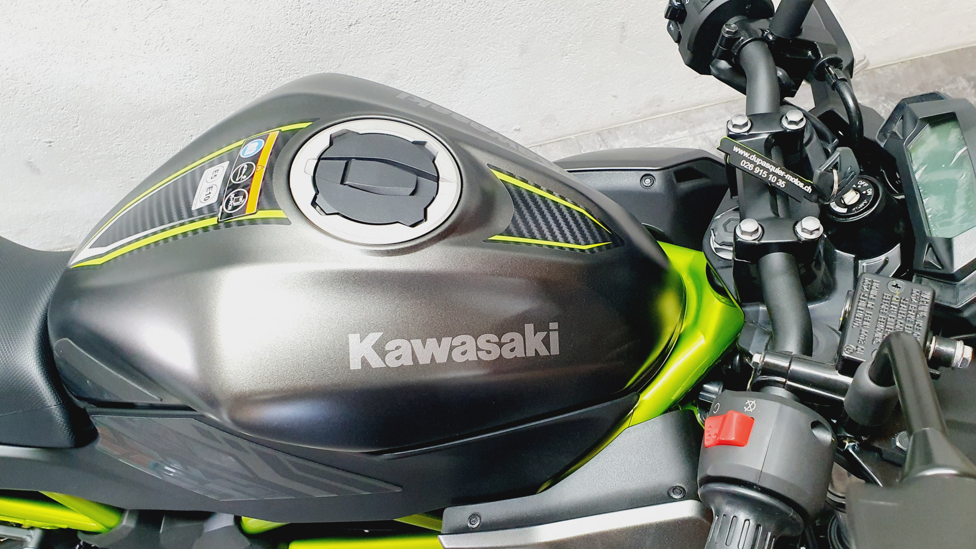 KAWASAKI Z 125-image-6