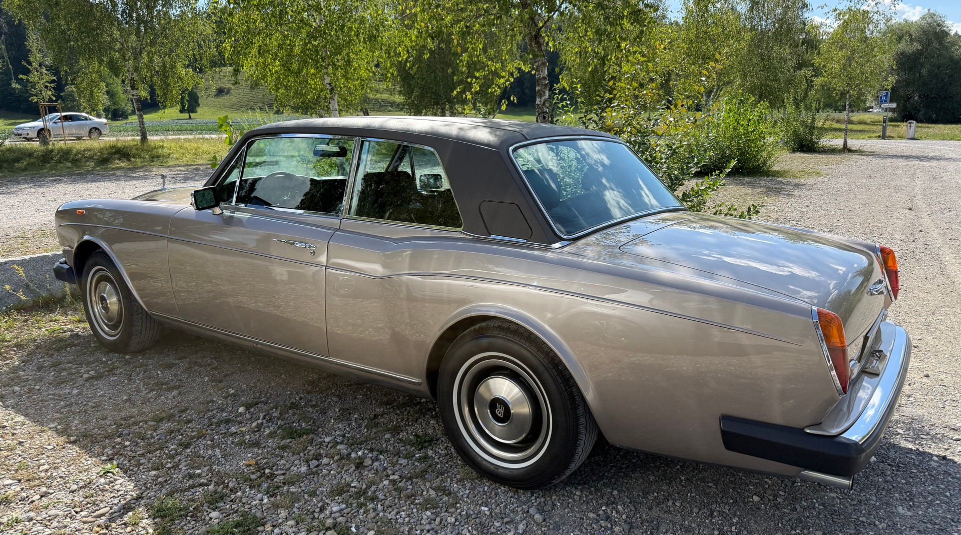 ROLLS-ROYCE CORNICHE