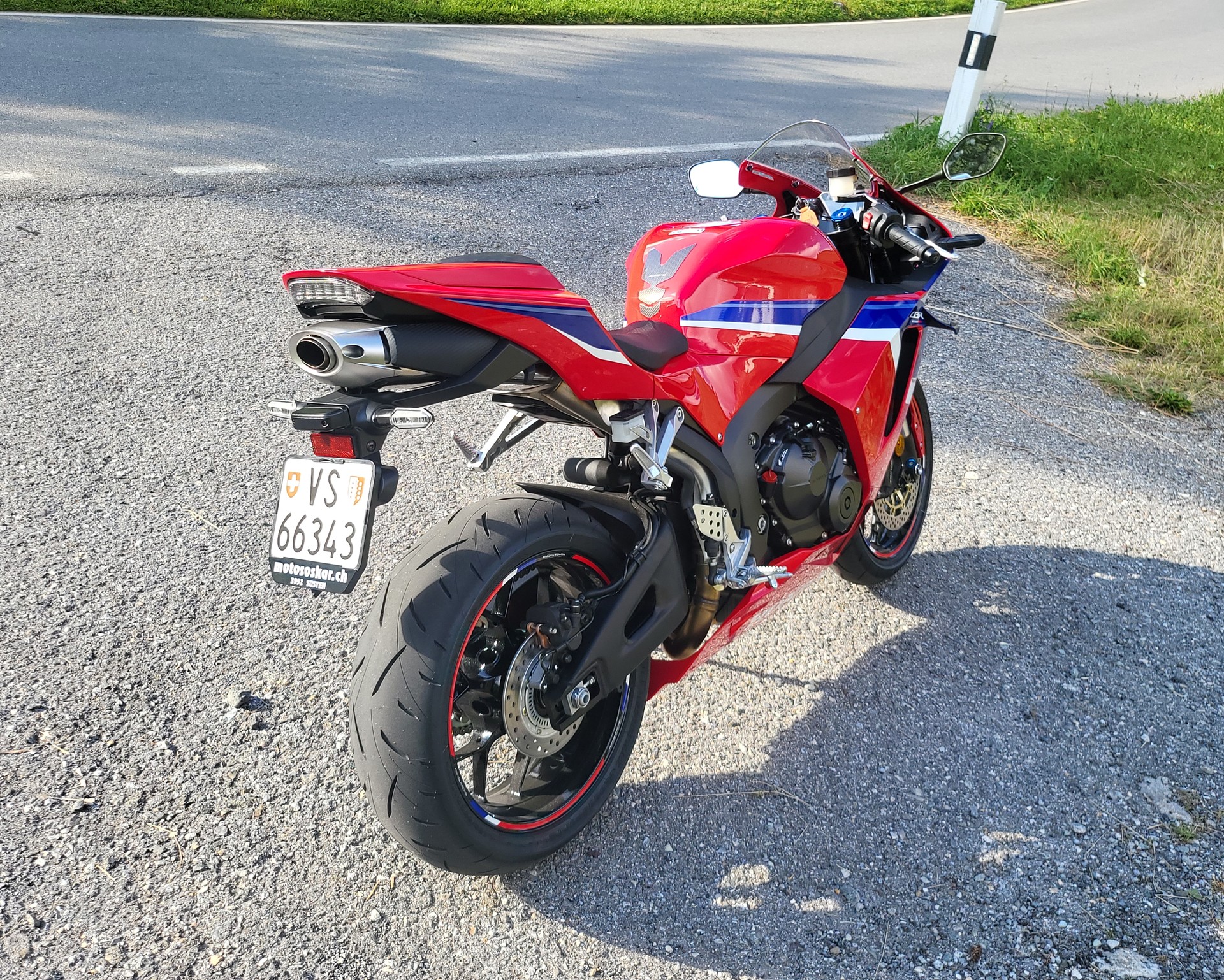 HONDA CBR 600 RR-image-2