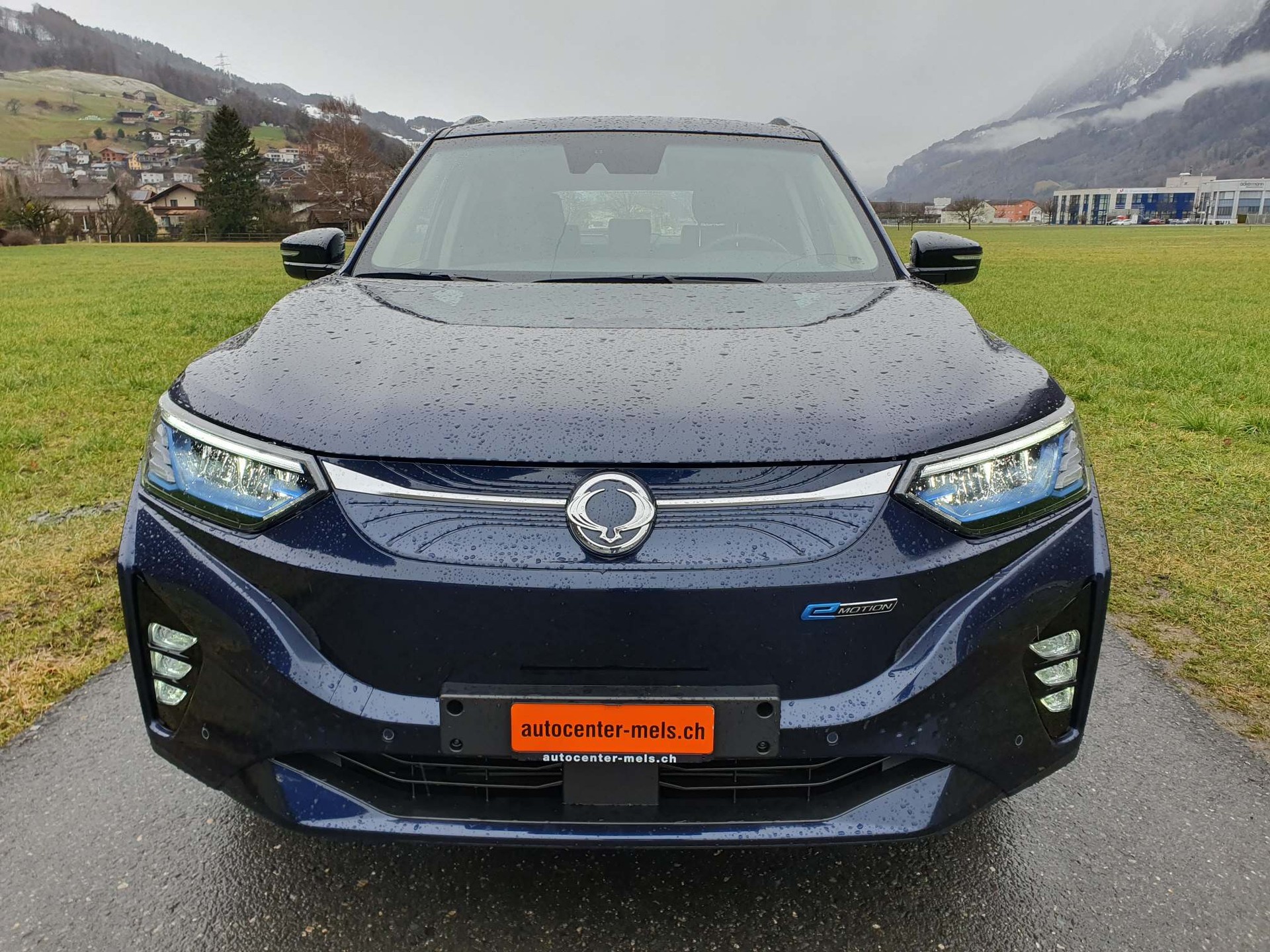 KGM-SsangYong Korando eMotion Titanium-image-2