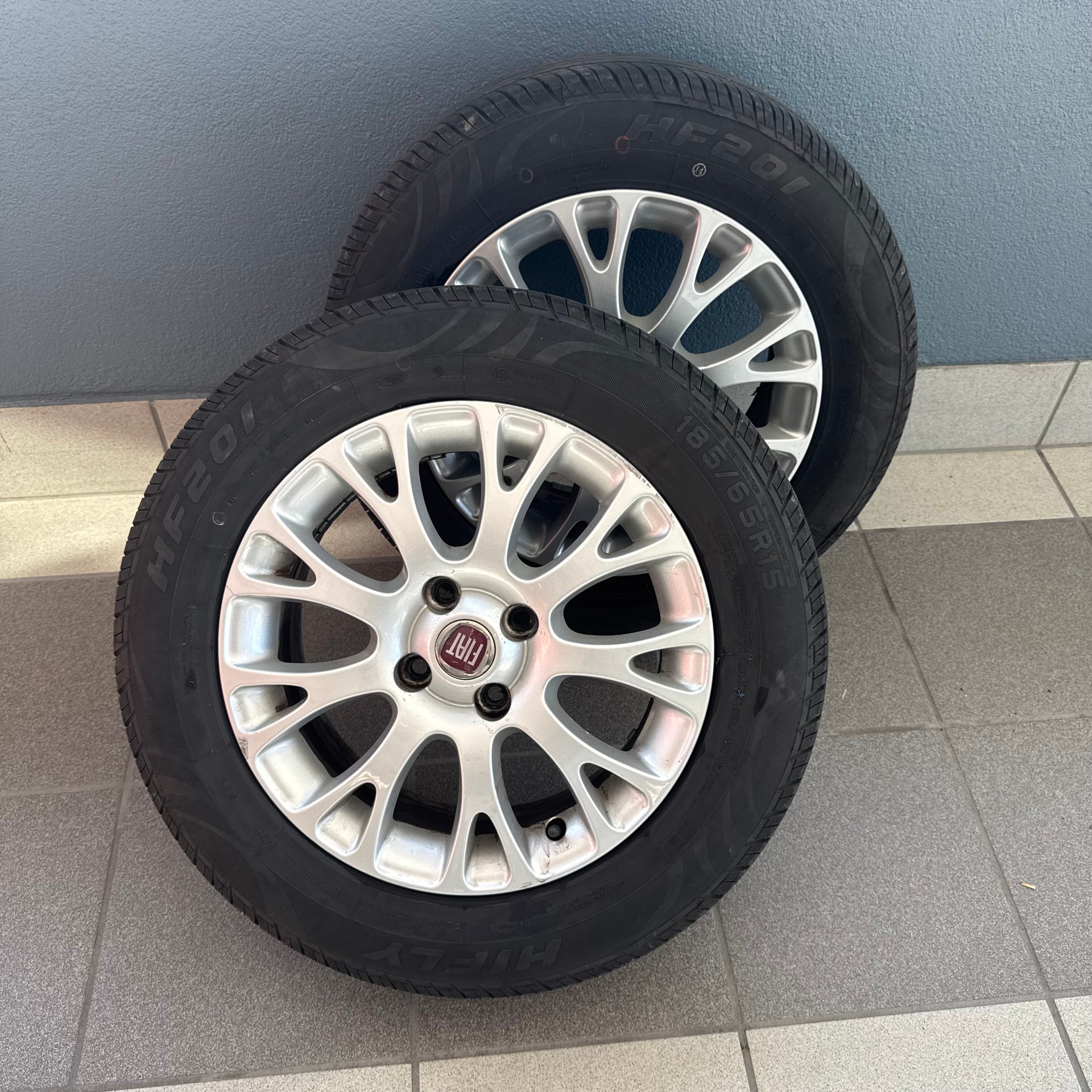 FIAT PUNTO 1.2 Pop-showroom-element-3