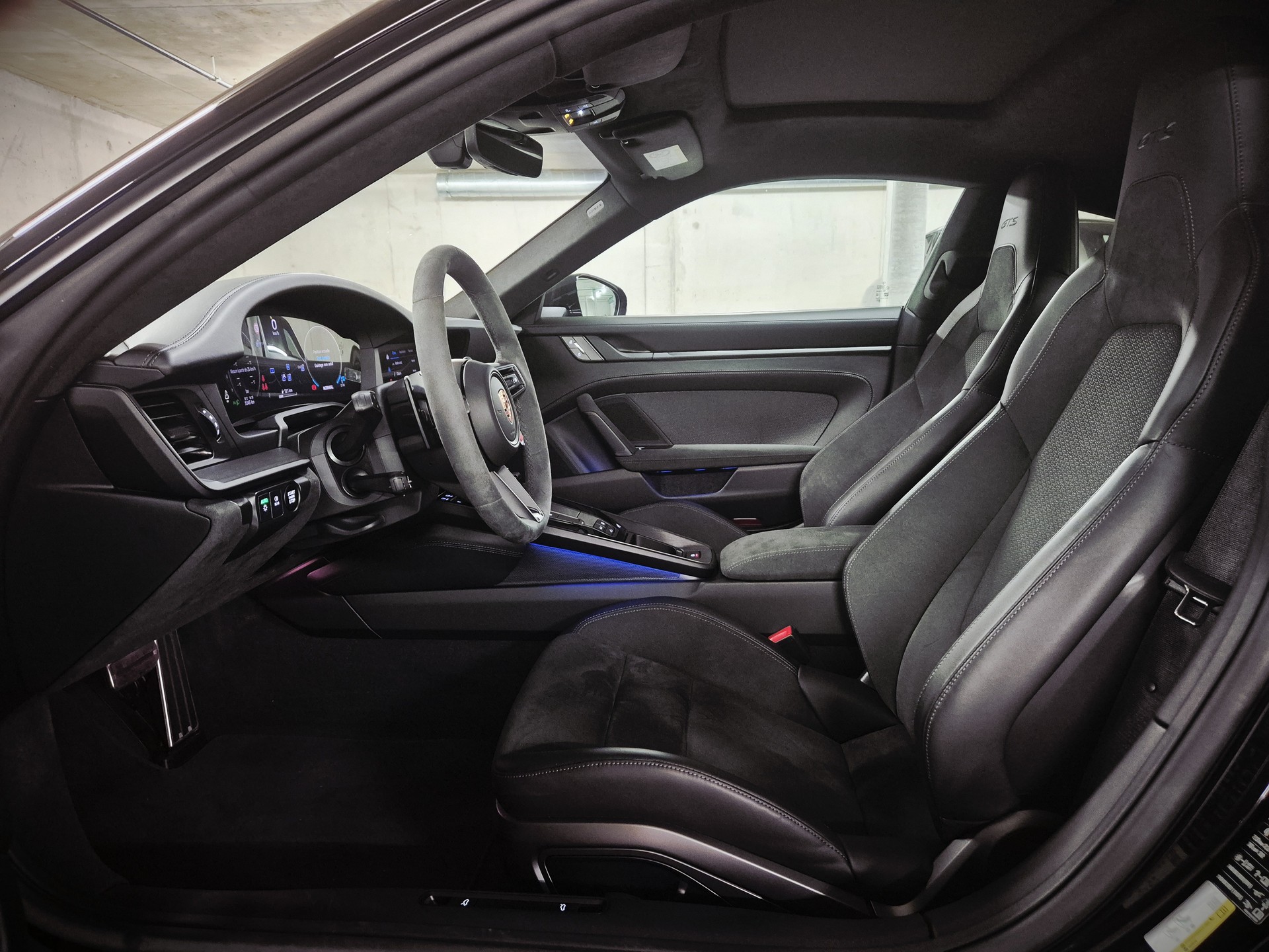 PORSCHE 911 Carrera GTS PDK-image-14